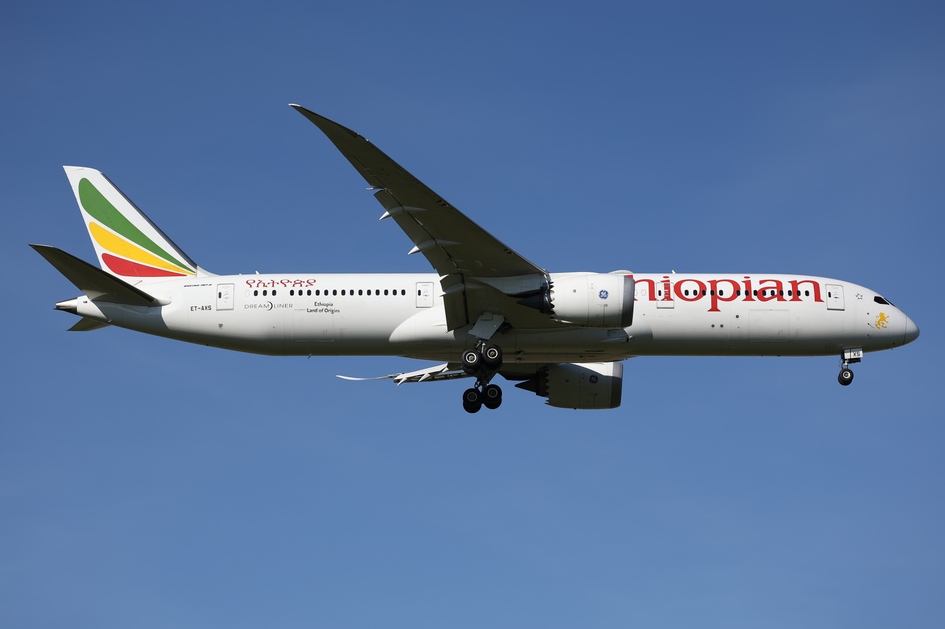 ET-AXS (Aircraft » EPWA Spotting » Boeing 787-9 Dreamliner » Ethiopian Airlines)