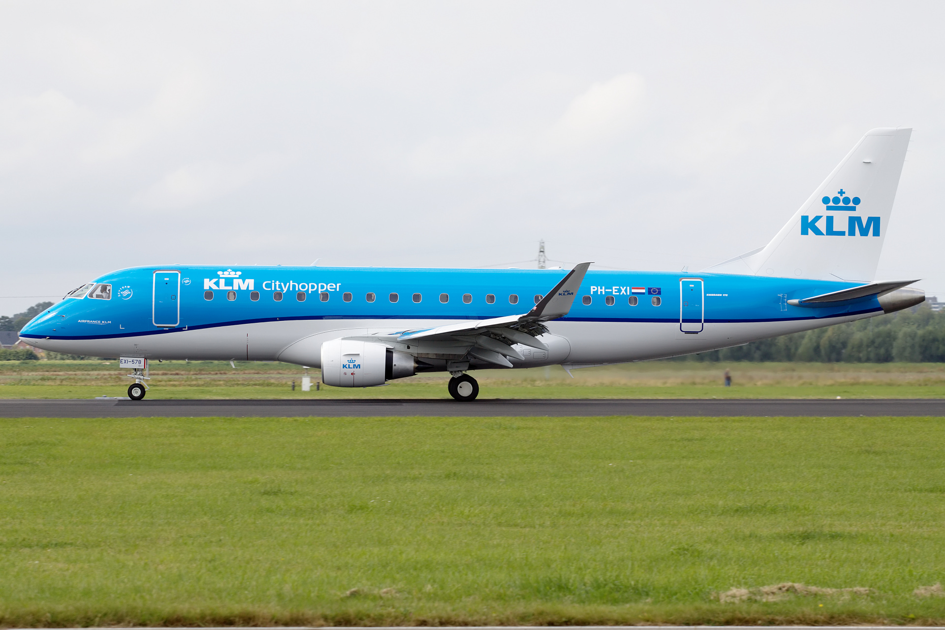 PH-EXI (Samoloty » Spotting na Schiphol » Embraer E175 » KLM Cityhopper)