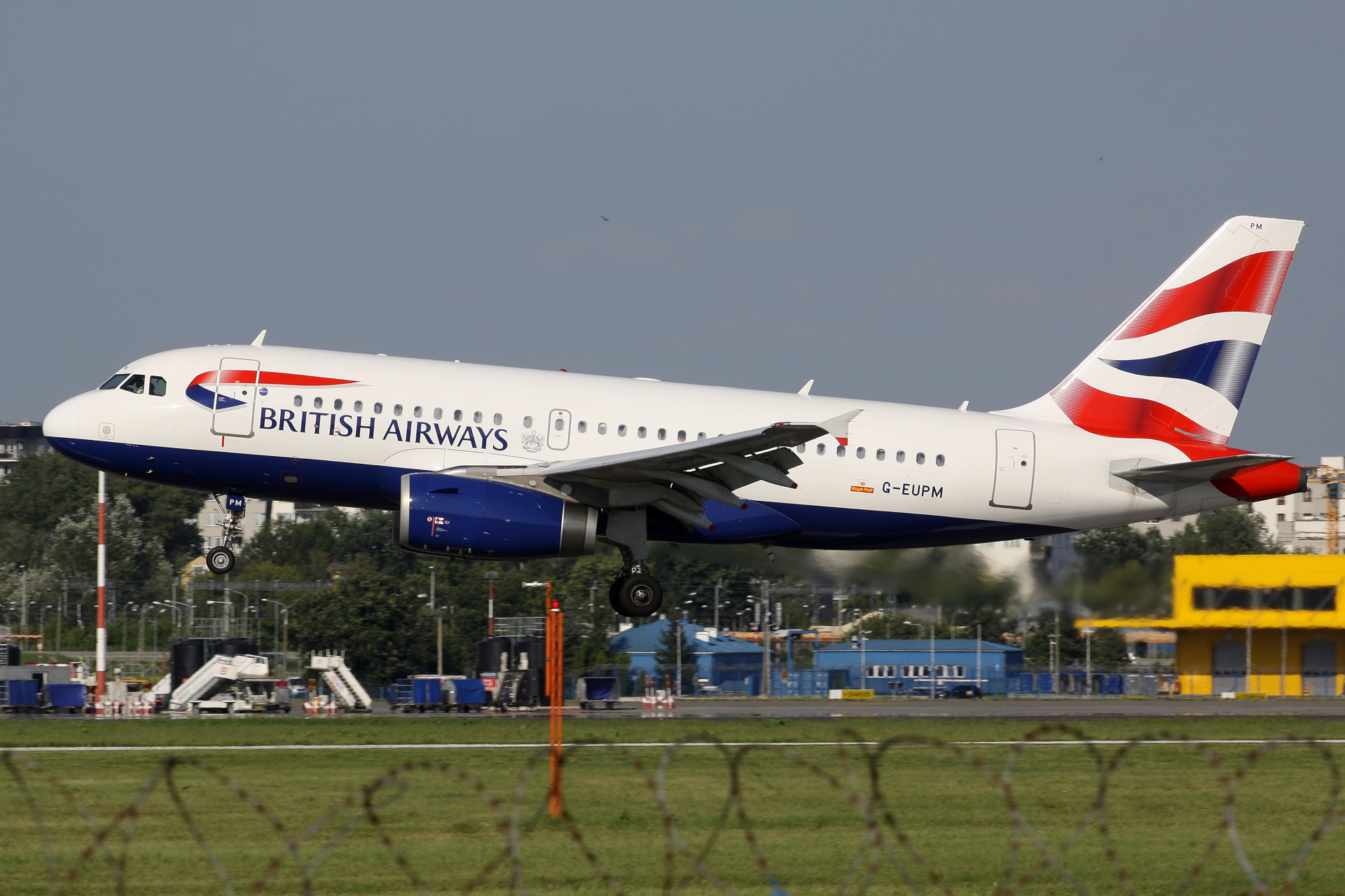 G-EUPM (Aircraft » EPWA Spotting » Airbus A319-100 » British Airways)