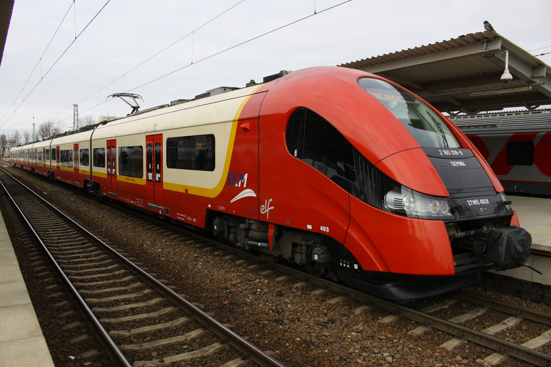 27WE-003 (Vehicles » Trains and Locomotives » Pesa ELF » SKM Warszawa)