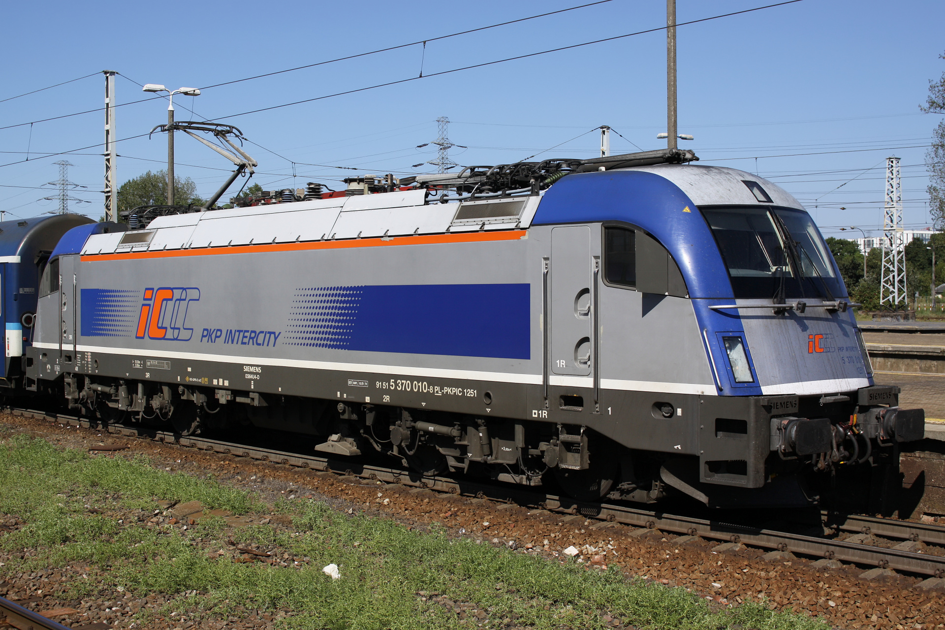 EU44-010 Husarz (Vehicles » Trains and Locomotives » Siemens EuroSprinter ES64U4 Taurus » PKP Intercity)