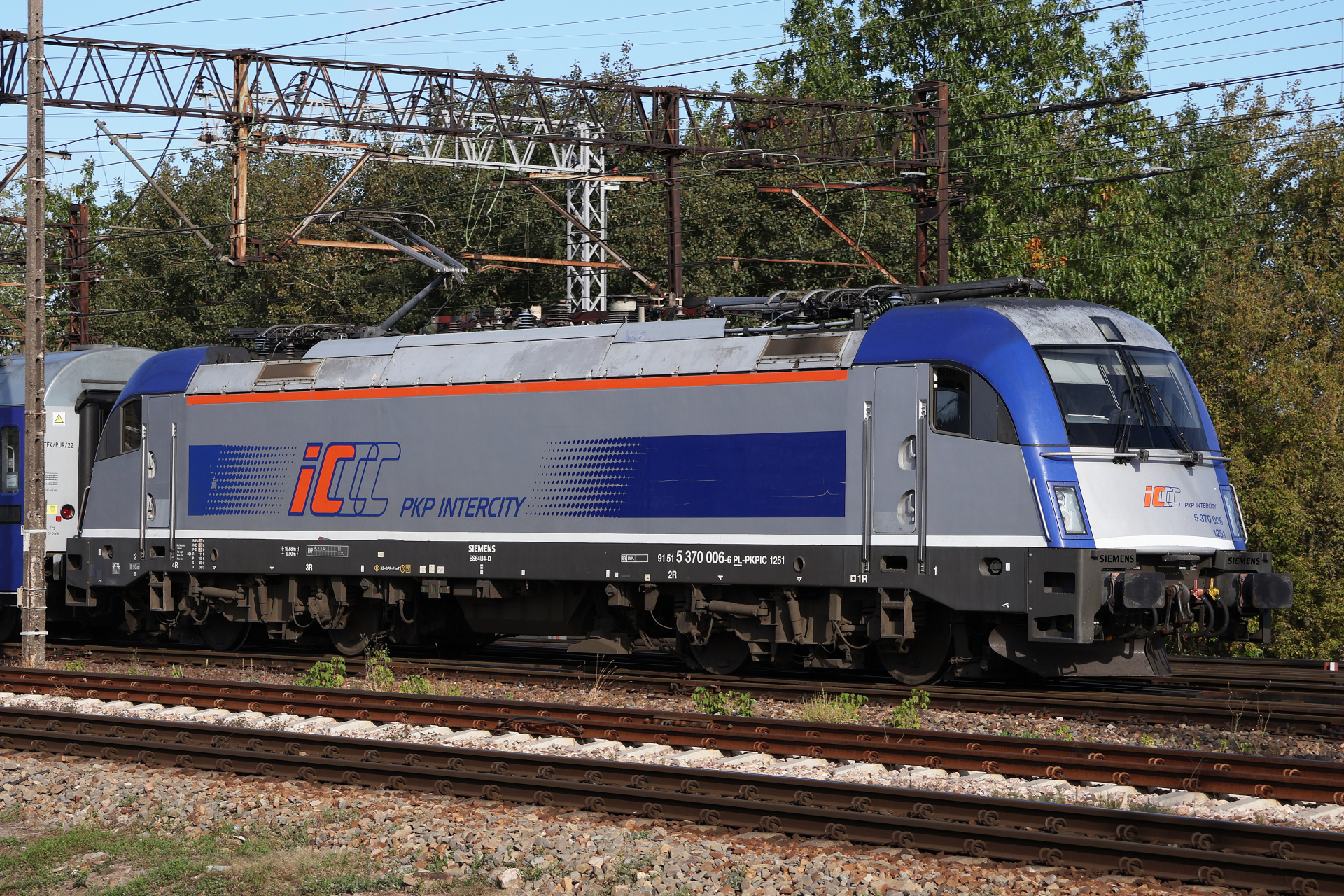 EU44-006 Husarz (Vehicles » Trains and Locomotives » Siemens EuroSprinter ES64U4 Taurus » PKP Intercity)