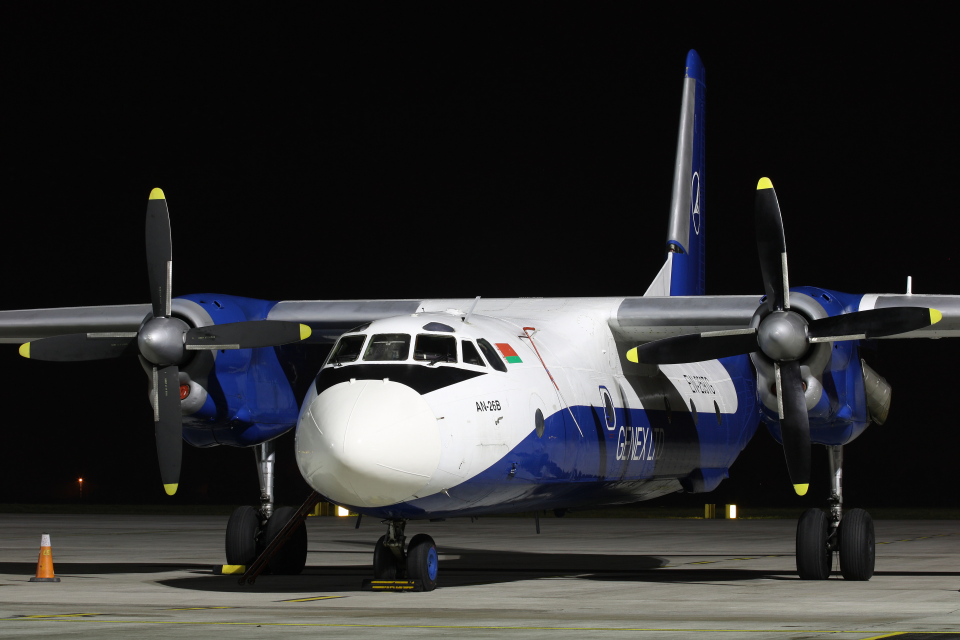 An-26B, EW-259TG (Aircraft » EPWA Spotting » Antonov An-26 » Genex)