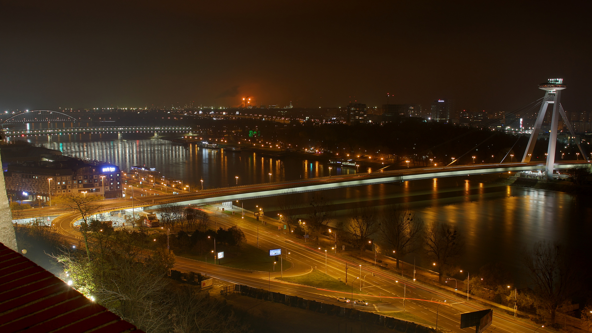 Dunaj i część południowa (Podróże » Bratysława » Miasto w nocy)