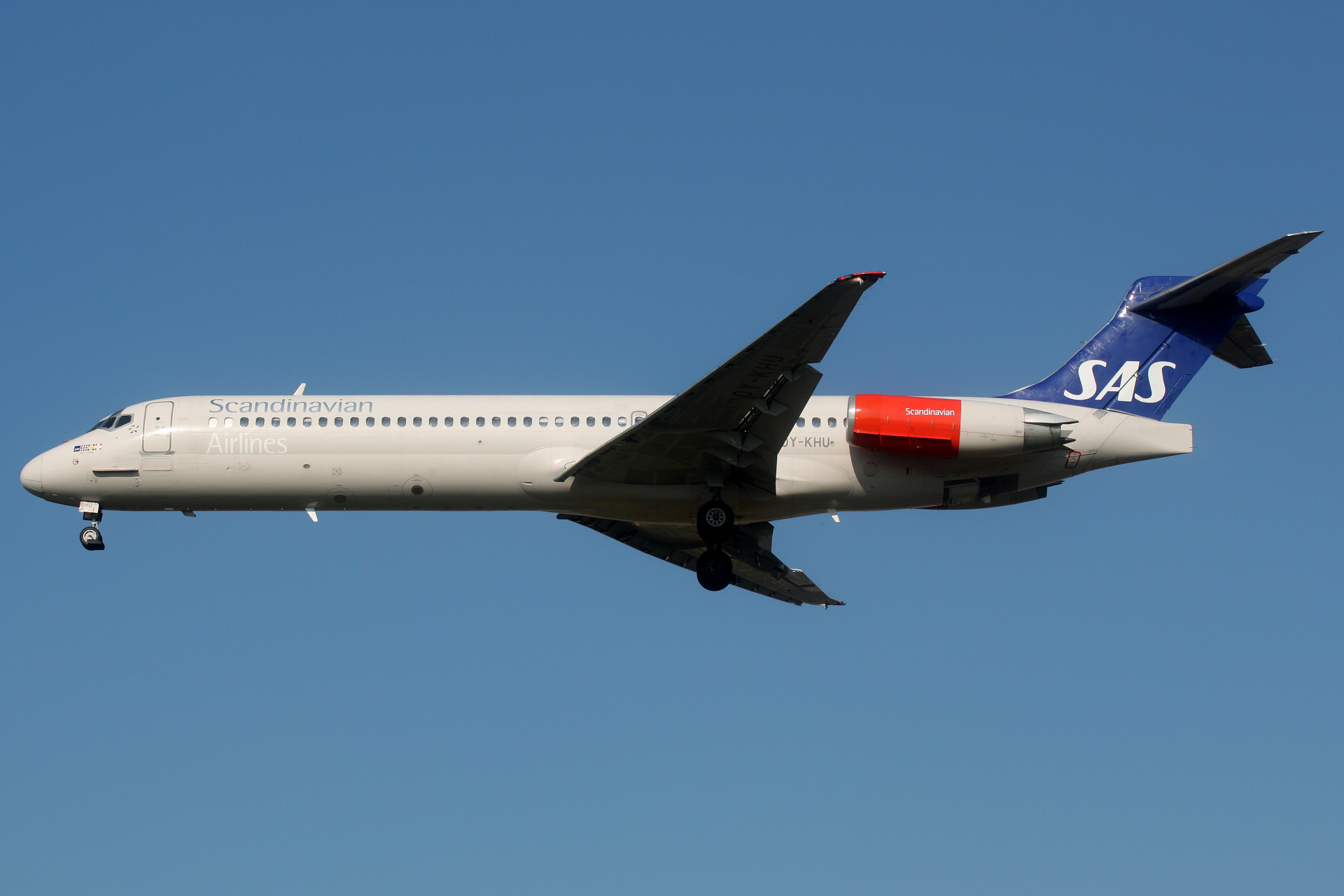 OY-KHU (Aircraft » EPWA Spotting » McDonnell Douglas MD-87 » SAS Scandinavian Airlines)