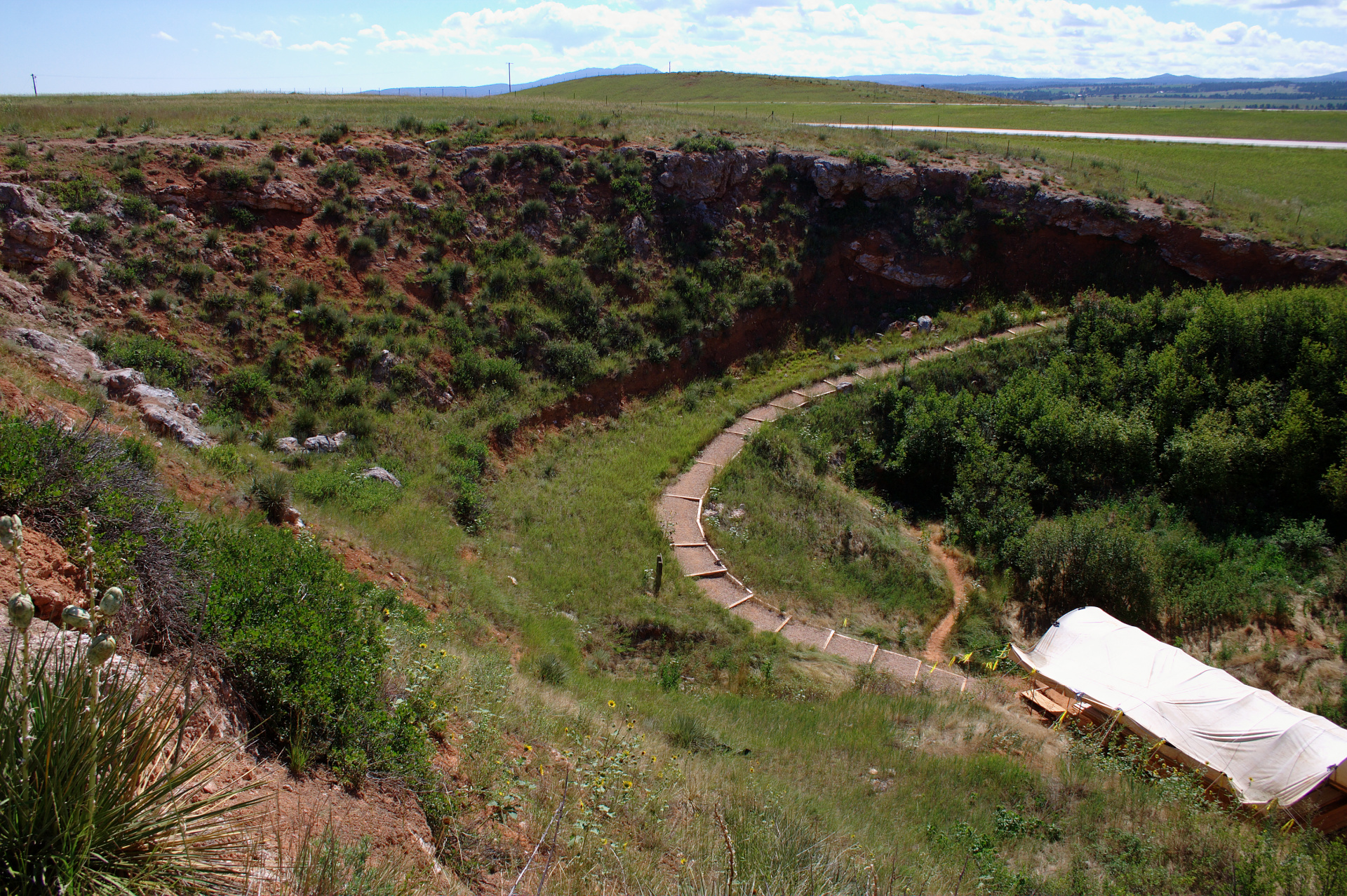 Vore Buffalo Jump (Podróże » USA: Na ziemi Czejenów » Wielka Podróż » Droga 14)