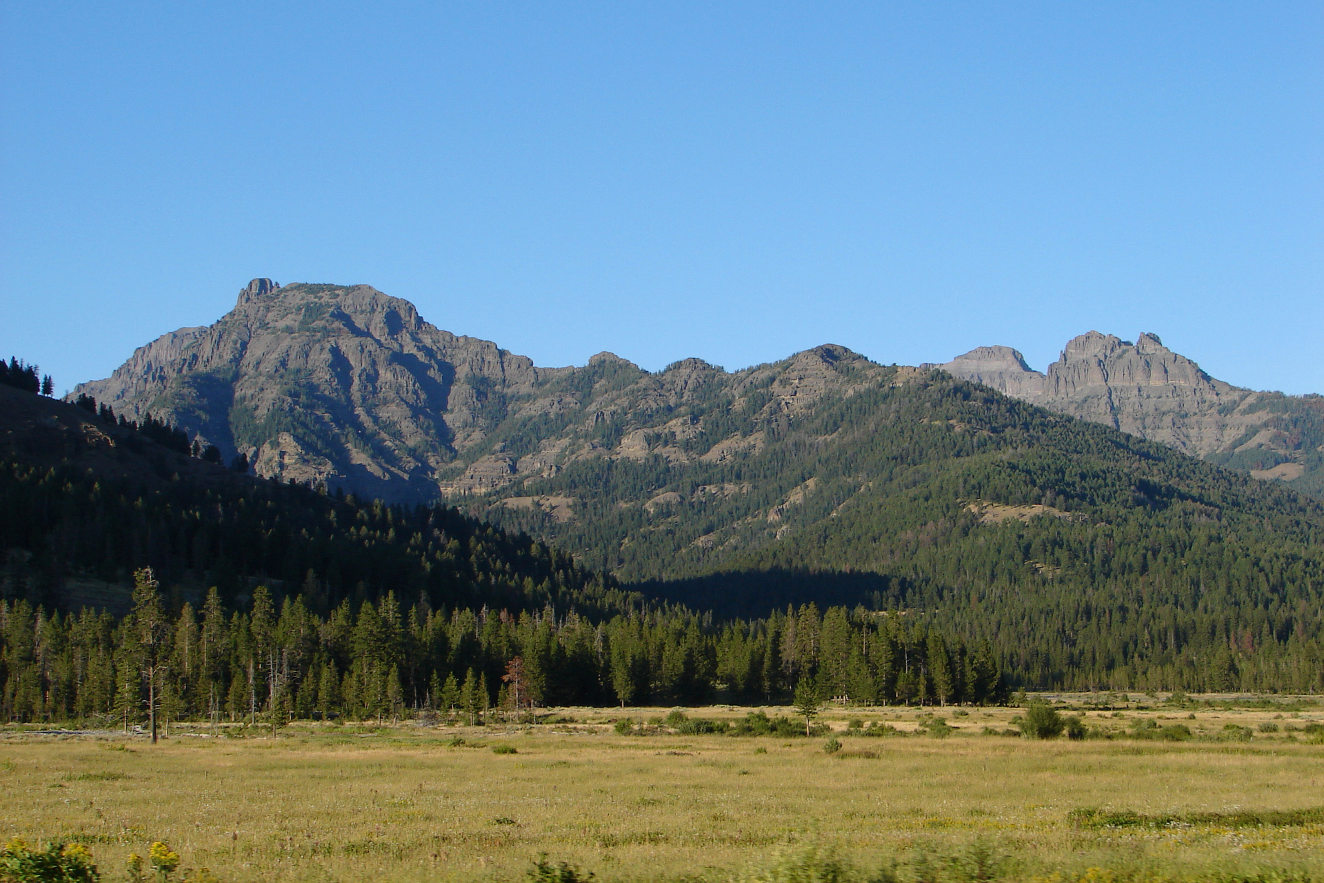 Abiathar Peak i Amphitheater Mountain (Podróże » USA: Na ziemi Czejenów » Wielka Podróż » Shoshone National Forest)
