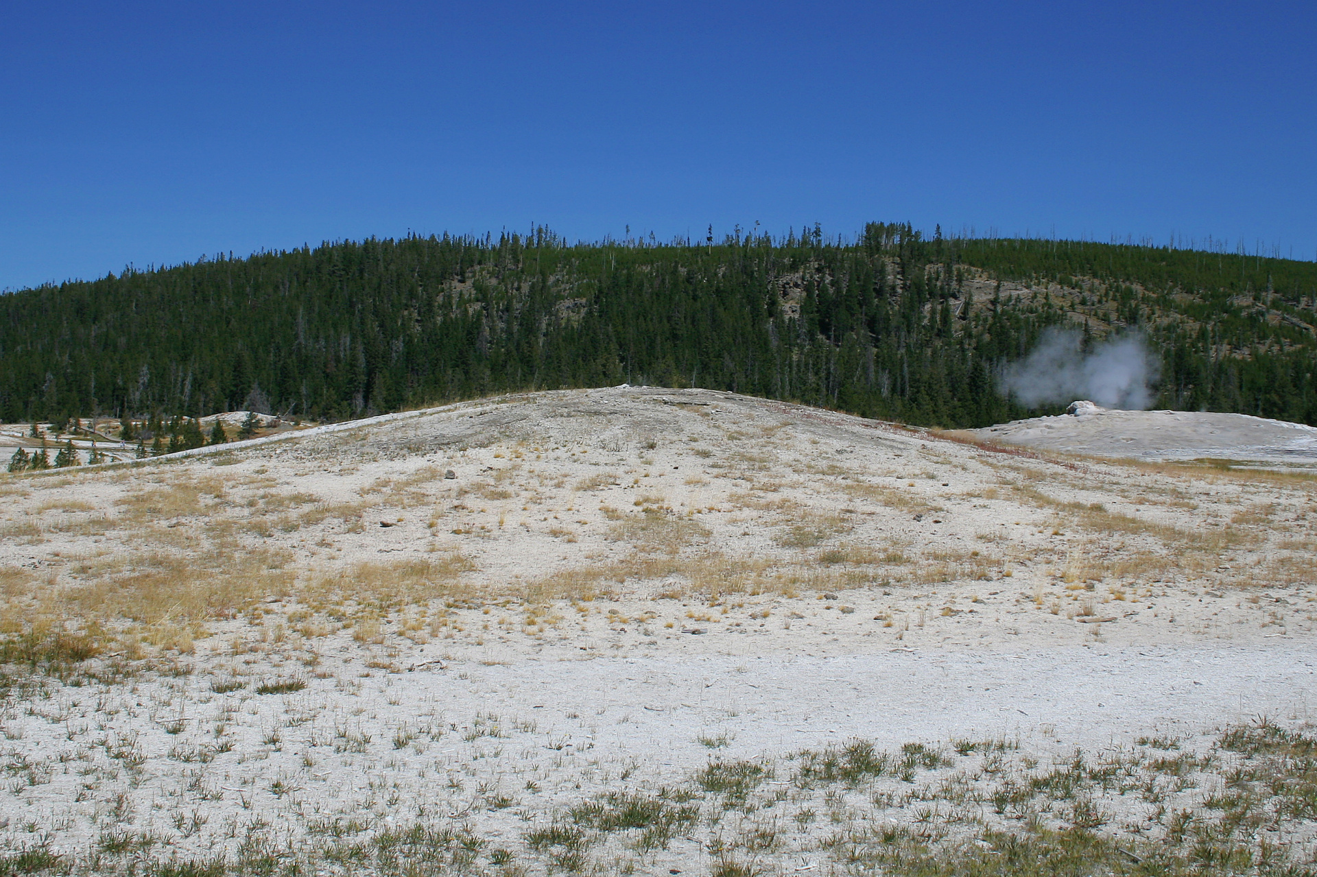 Beehive i Old Faithful (Podróże » USA: Na ziemi Czejenów » Wielka Podróż » Park Narodowy Yellowstone » Gejzery, gorące źródła i jeziora)
