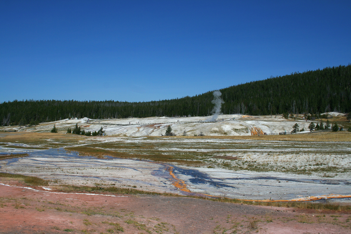 The Journey/Yellowstone+National+Park/Geysers, Hot Springs and Lakes: Old Faithful The Journey/Yellowstone+National+Park/Geysers, Hot Springs and Lakes: Old Faithful