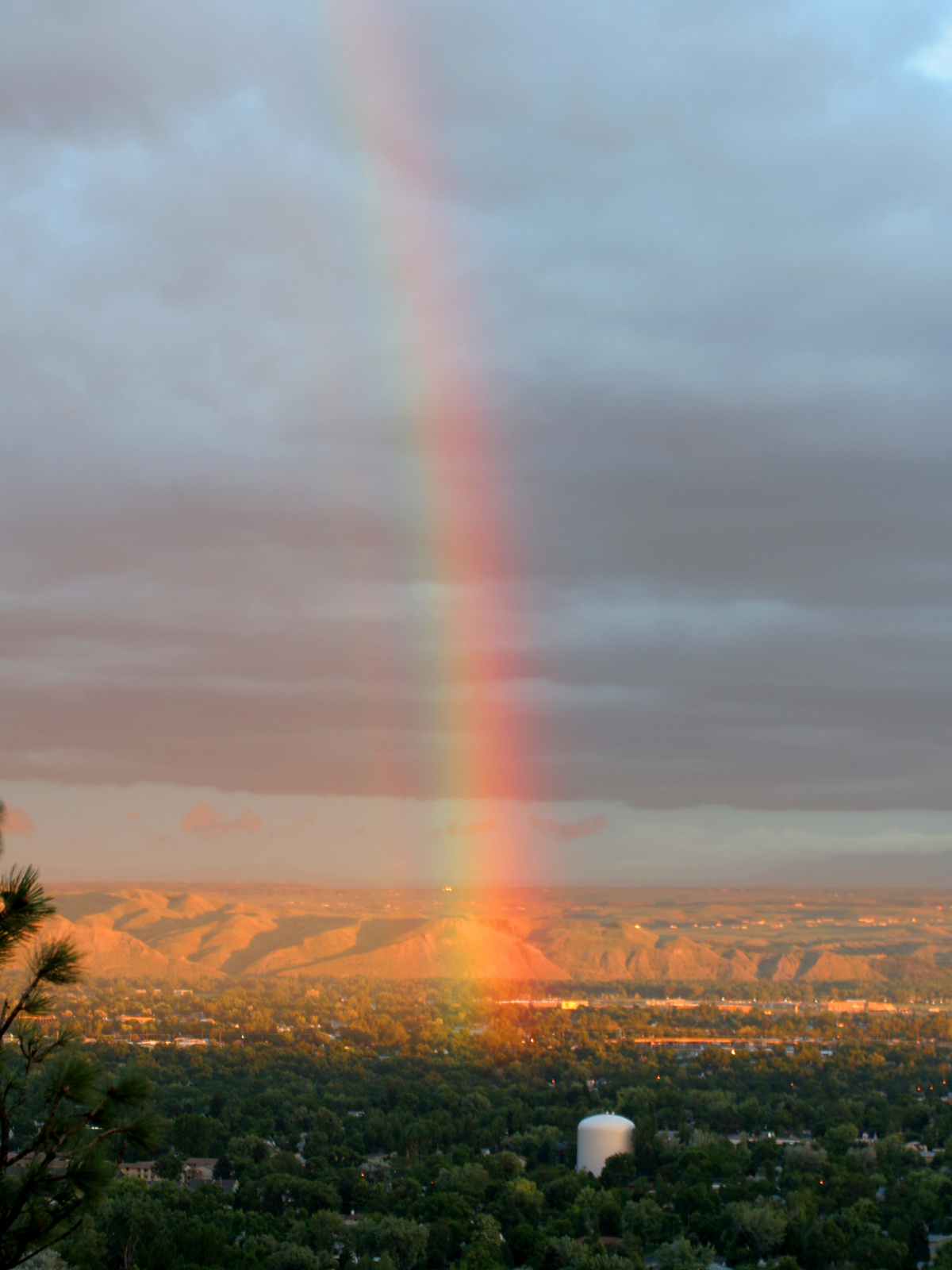 A Rainbow Grows in Billings (Travels » US Trip 2: Cheyenne Epic » Sky and Weather)
