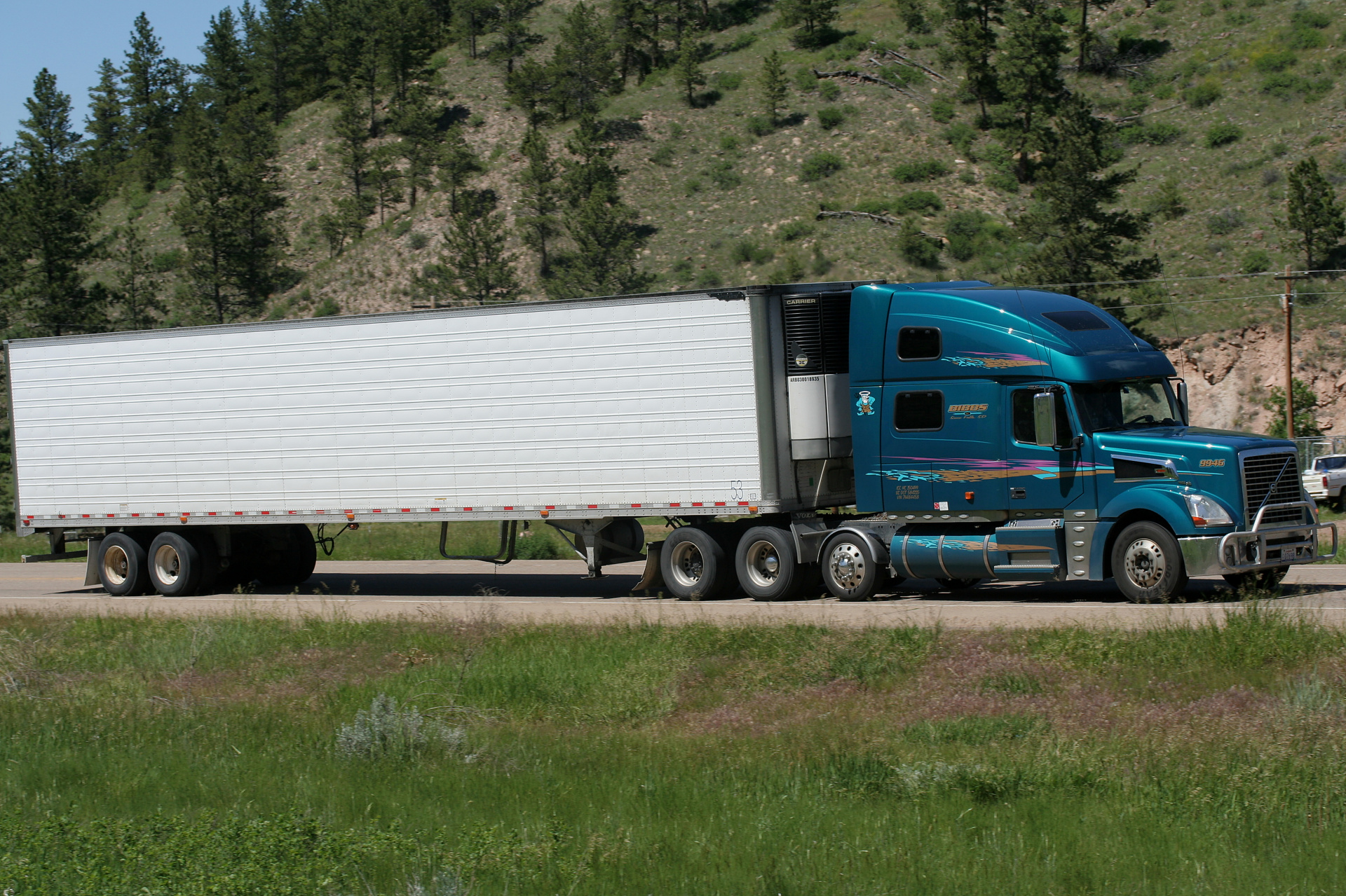 Volvo VT 880 (Travels » US Trip 2: Cheyenne Epic » Vehicles)