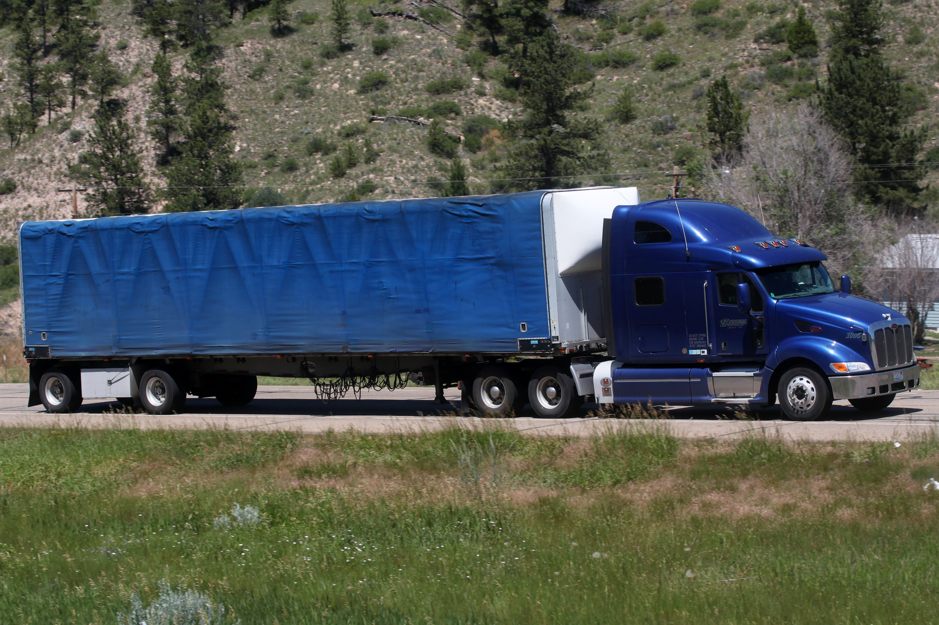 Peterbilt 387 (Podróże » USA: Drogi nie obrane » Pojazdy)