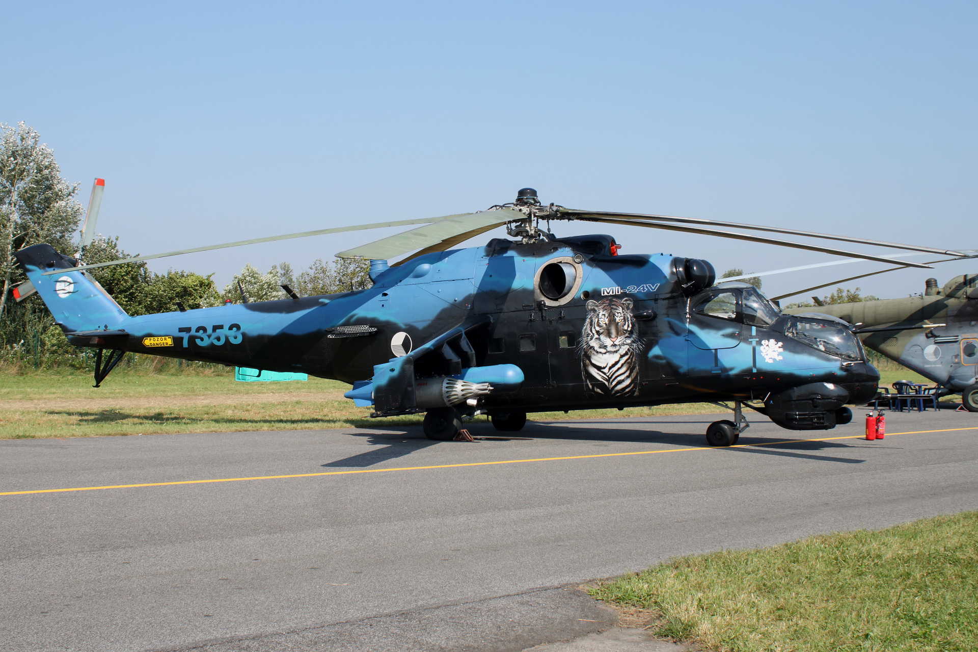 Mi-24V, 7353, Czech Air Force (Aircraft » Radom Air Show 2011 » Mil Mi-24)