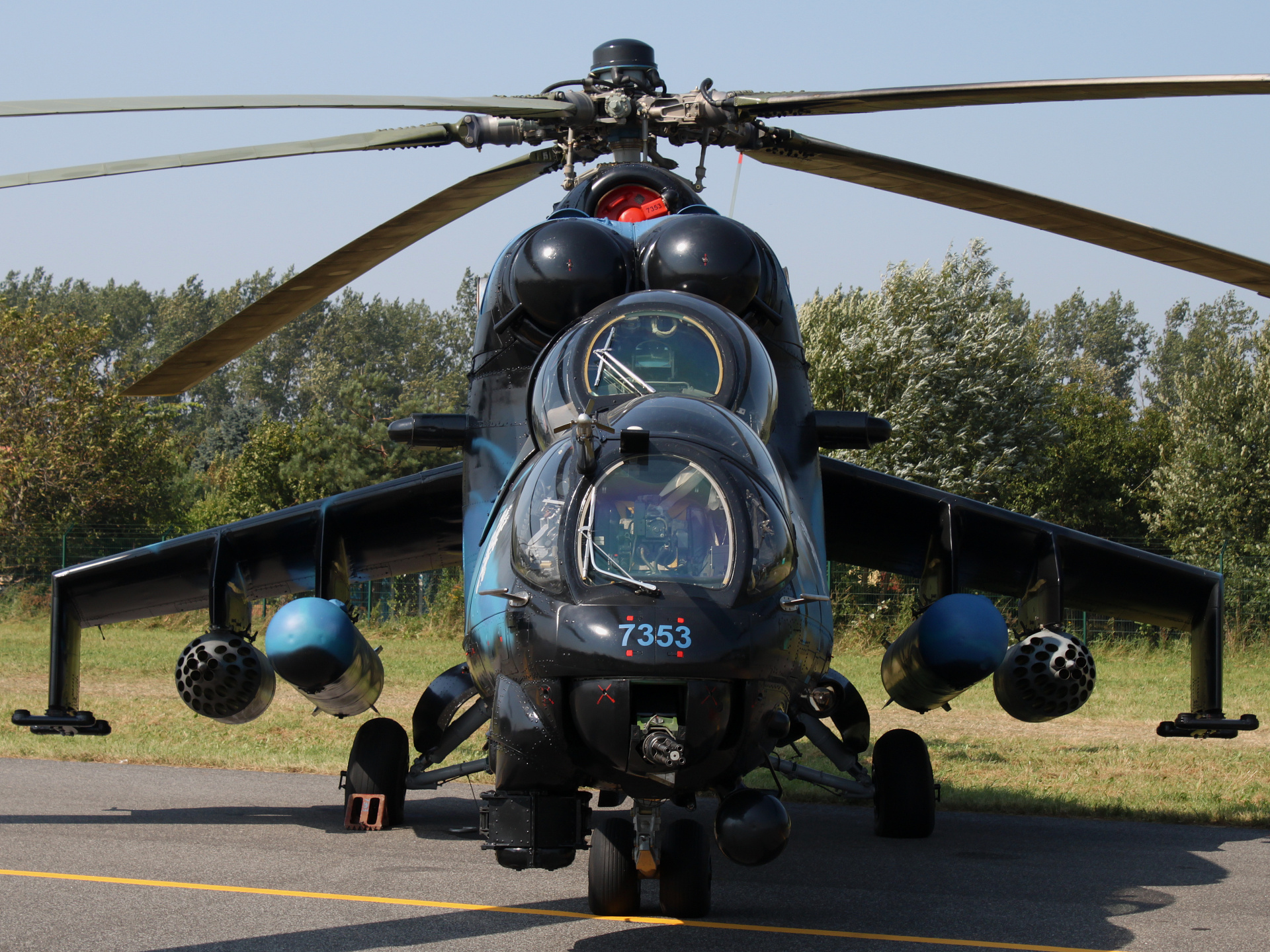Mi-24V, 7353, Czech Air Force (Aircraft » Radom Air Show 2011 » Mil Mi-24)