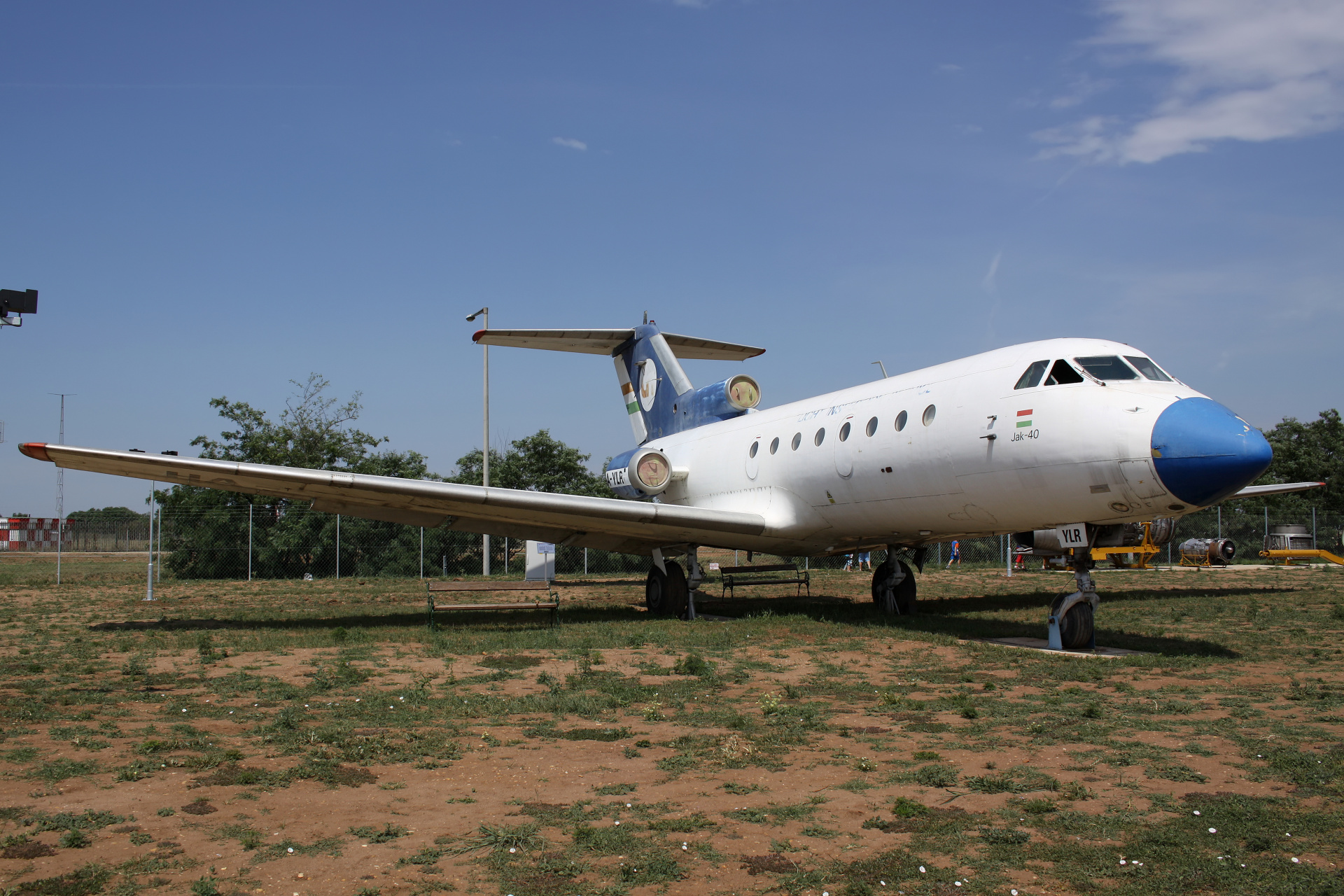 Jakowlew Jak-40E, HA-YLR, Flight Inspection Service (Samoloty » Spotting na Ferihegy » Aeropark Budapest)