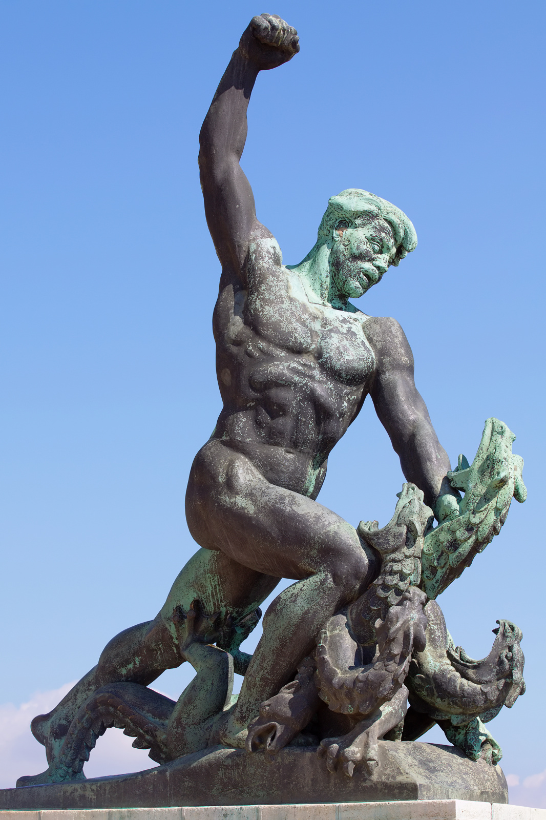 Statua Wolności - Zło (Podróże » Budapeszt » Budapeszt za dnia)