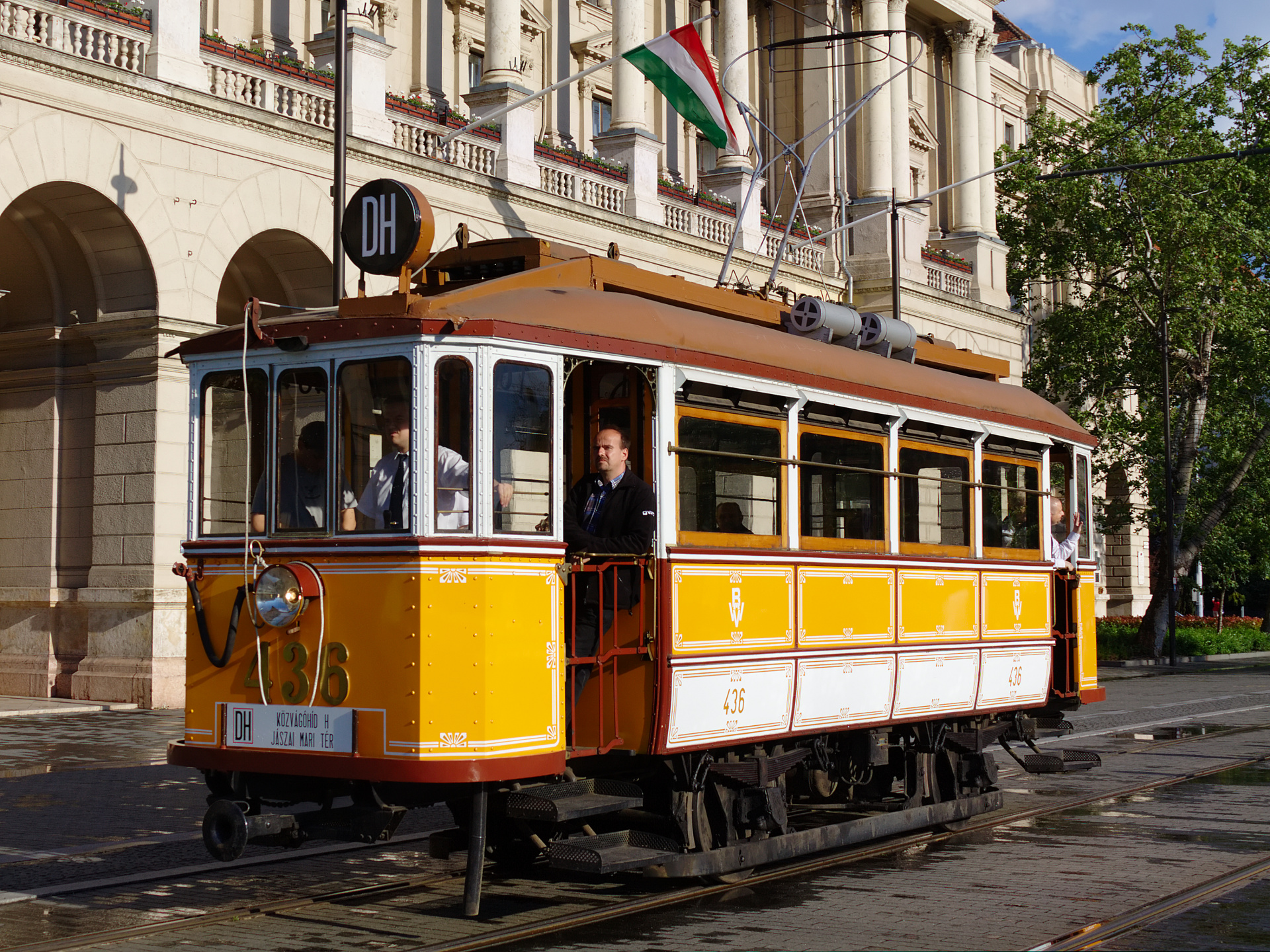 Duna Villamos (Danube Tram) - Schlick BVVV L (Travels » Budapest » Vehicles)