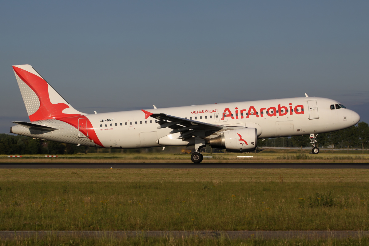 CN-NMF, Air Arabia (Samoloty » Spotting na Schiphol » Airbus A320-200)