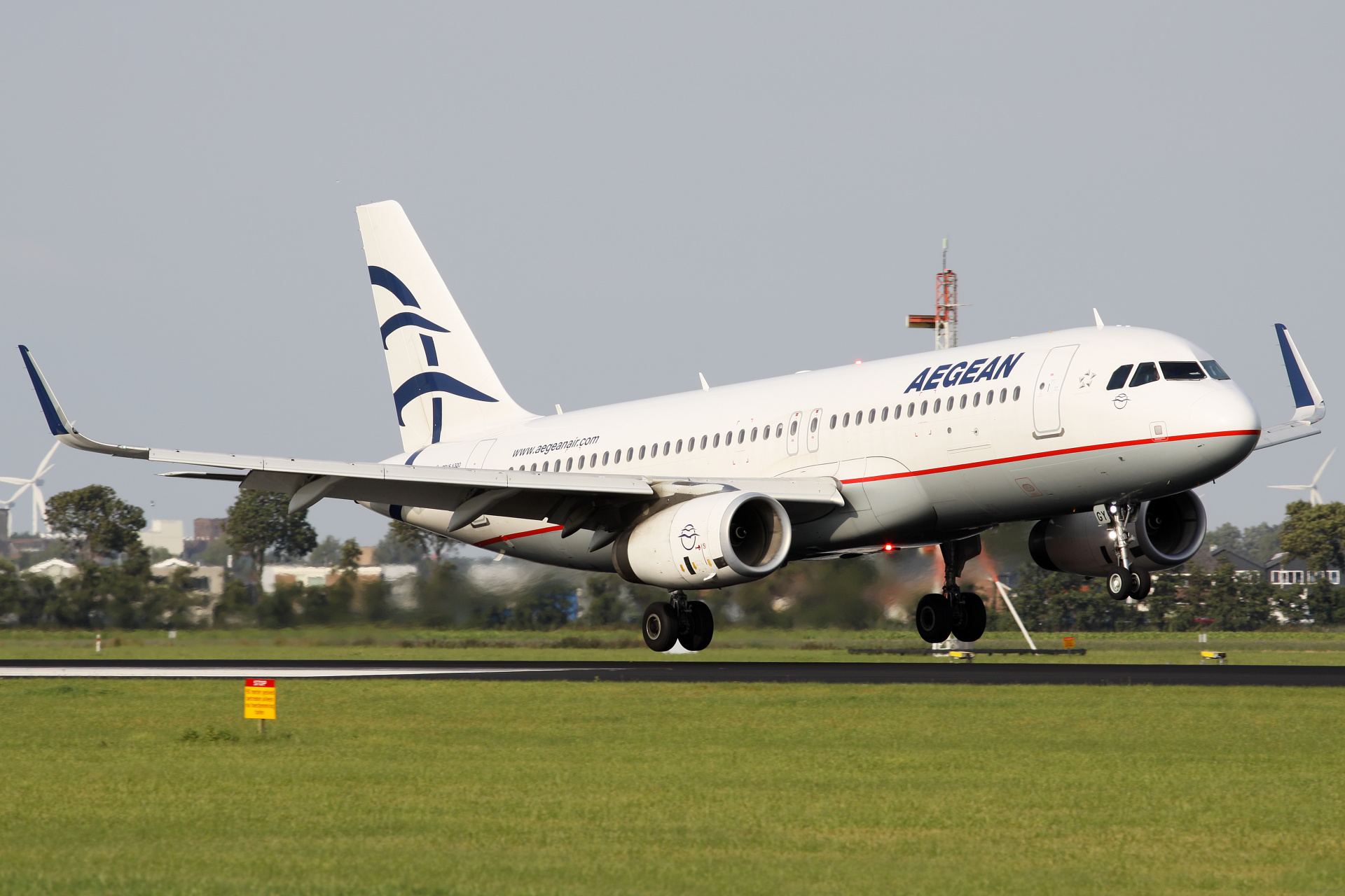 SX-DGY, Aegean Airlines (Samoloty » Spotting na Schiphol » Airbus A320-200)