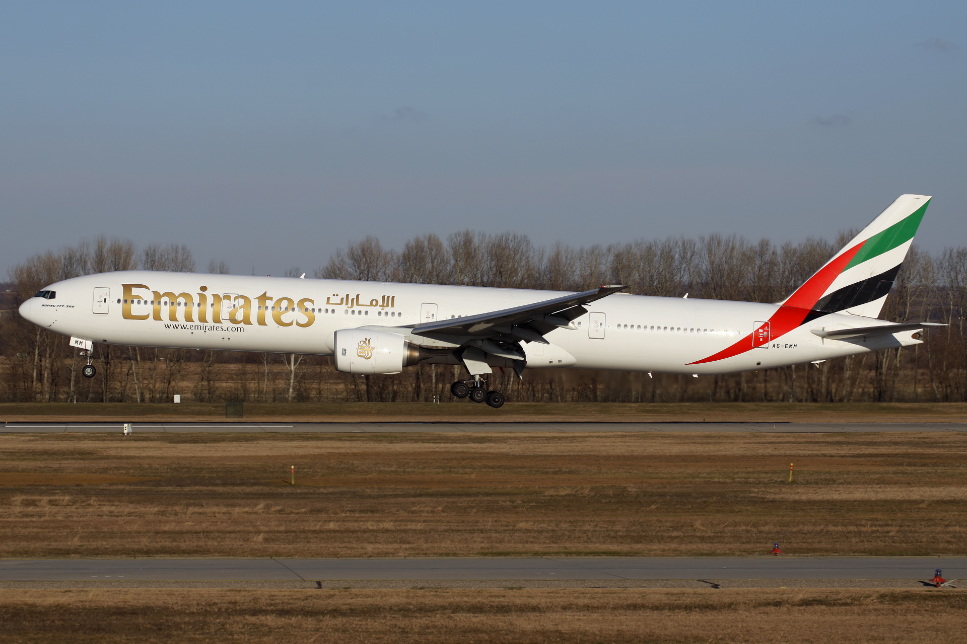 A6-EMM, Emirates (Aircraft » Ferihegy Spotting » Boeing 777-300)