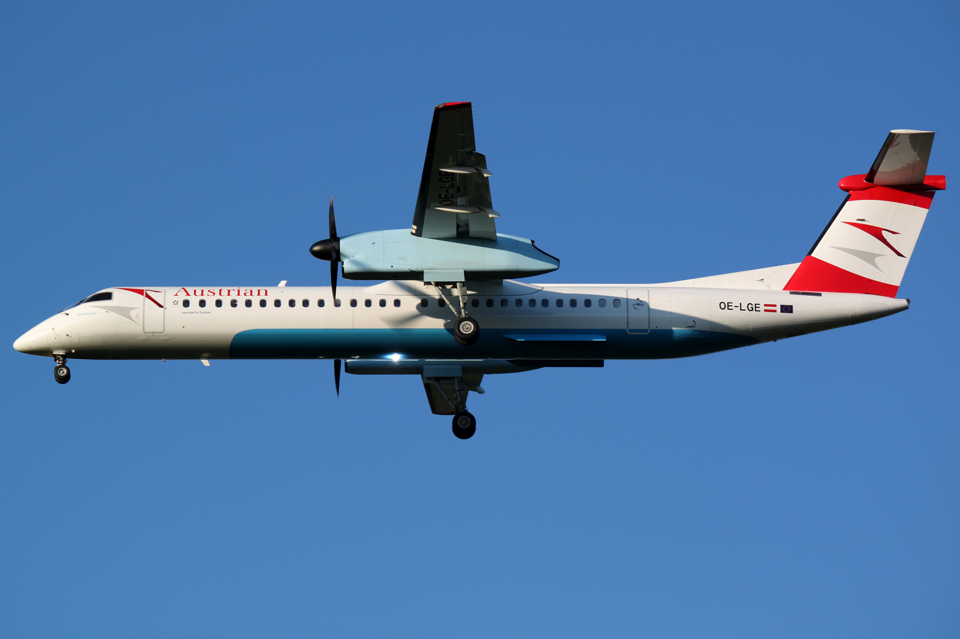 OE-LGE (Tyrolean) (Aircraft » EPWA Spotting » De Havilland Canada DHC-8 Dash 8 » Austrian Airlines)