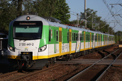 EN57AL-1658 (Vehicles » Trains and Locomotives » Pafawag 5B/6B (EN57 and revisions) » Koleje Mazowieckie)