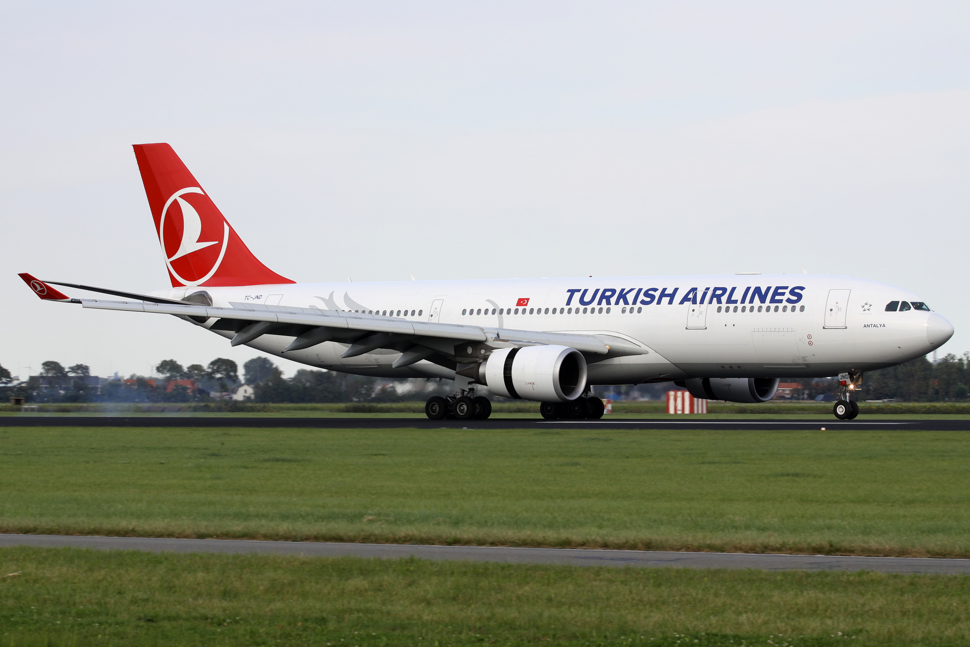 TC-JND (Samoloty » Spotting na Schiphol » Airbus A330-200 » THY Turkish Airlines)