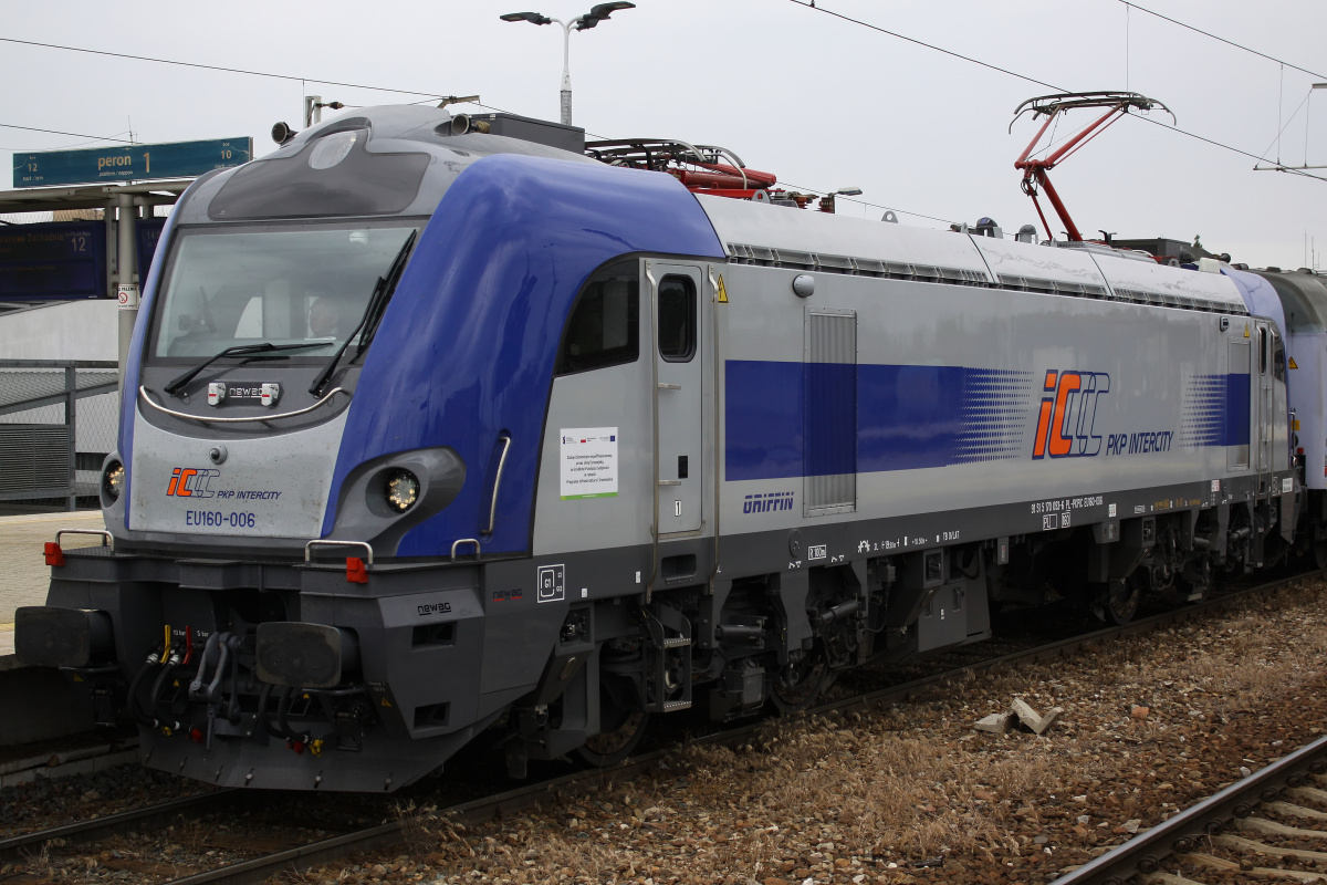 E4DCU EU160-006 (Vehicles » Trains and Locomotives » Newag Griffin)