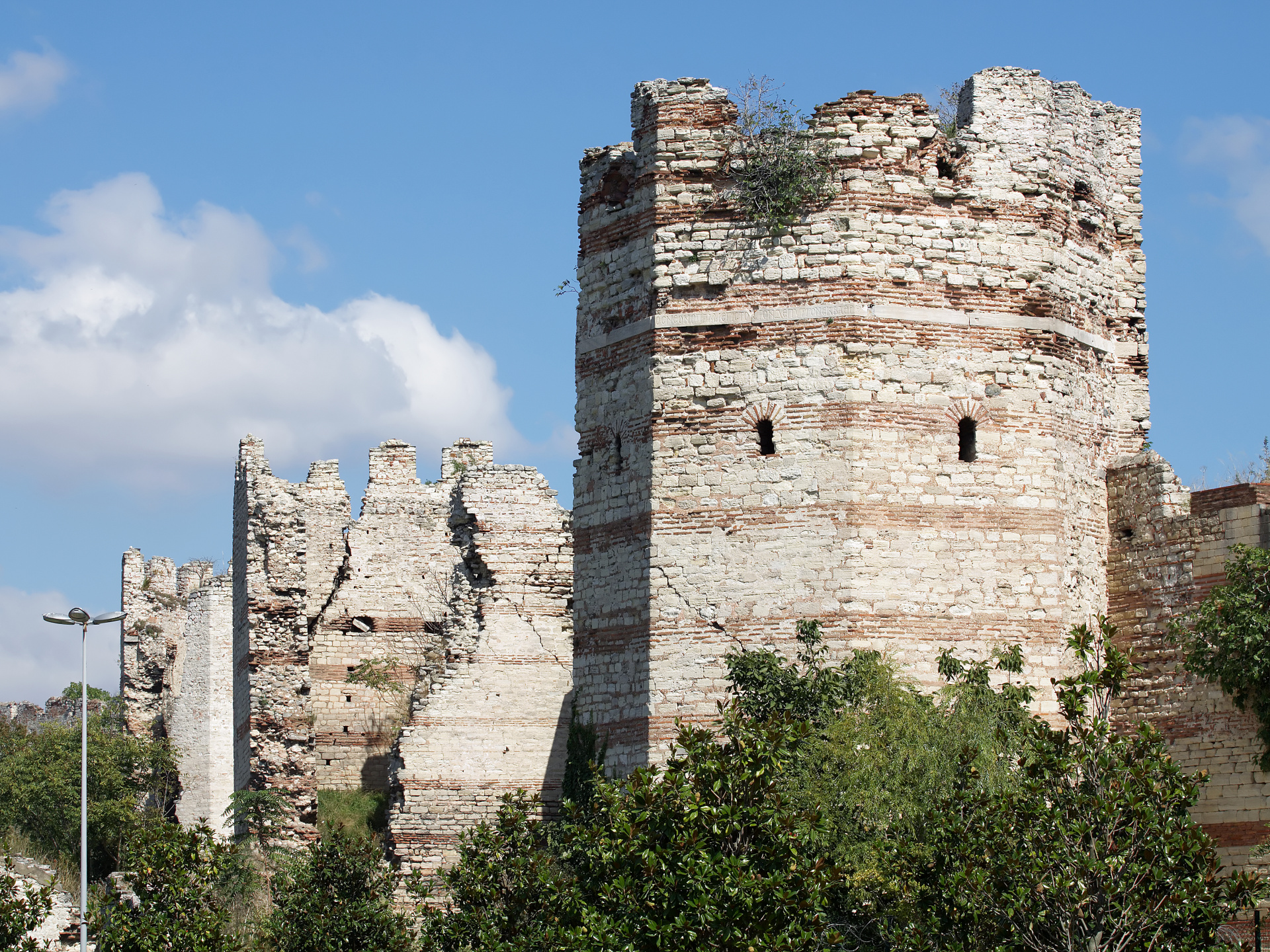 Walls of Constantinopole (Travels » Istanbul)