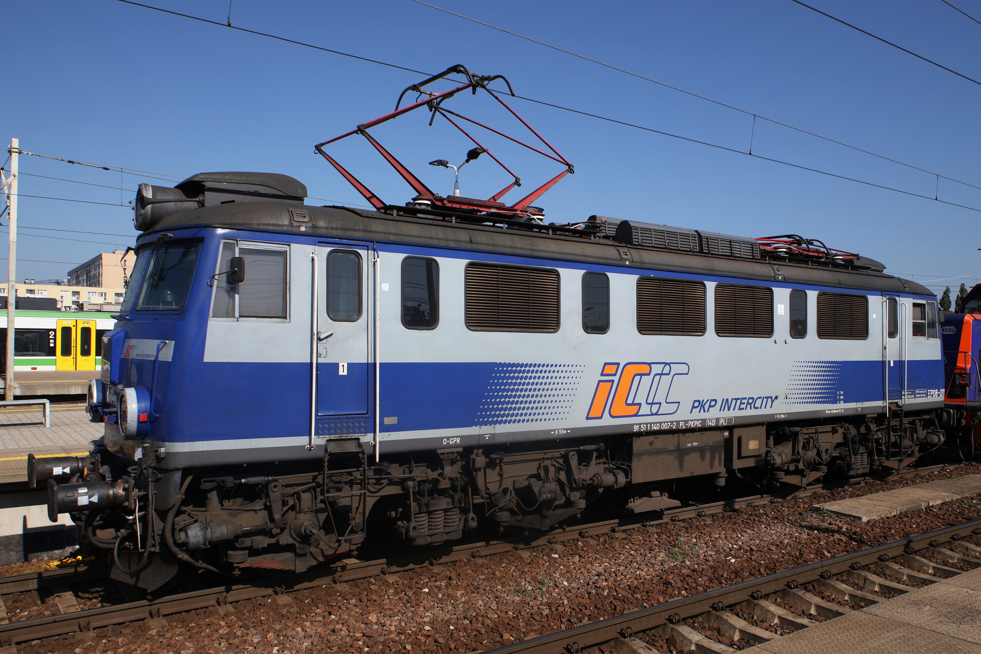 EP08-011 (Vehicles » Trains and Locomotives » Pafawag 102E, PKP Intercity)