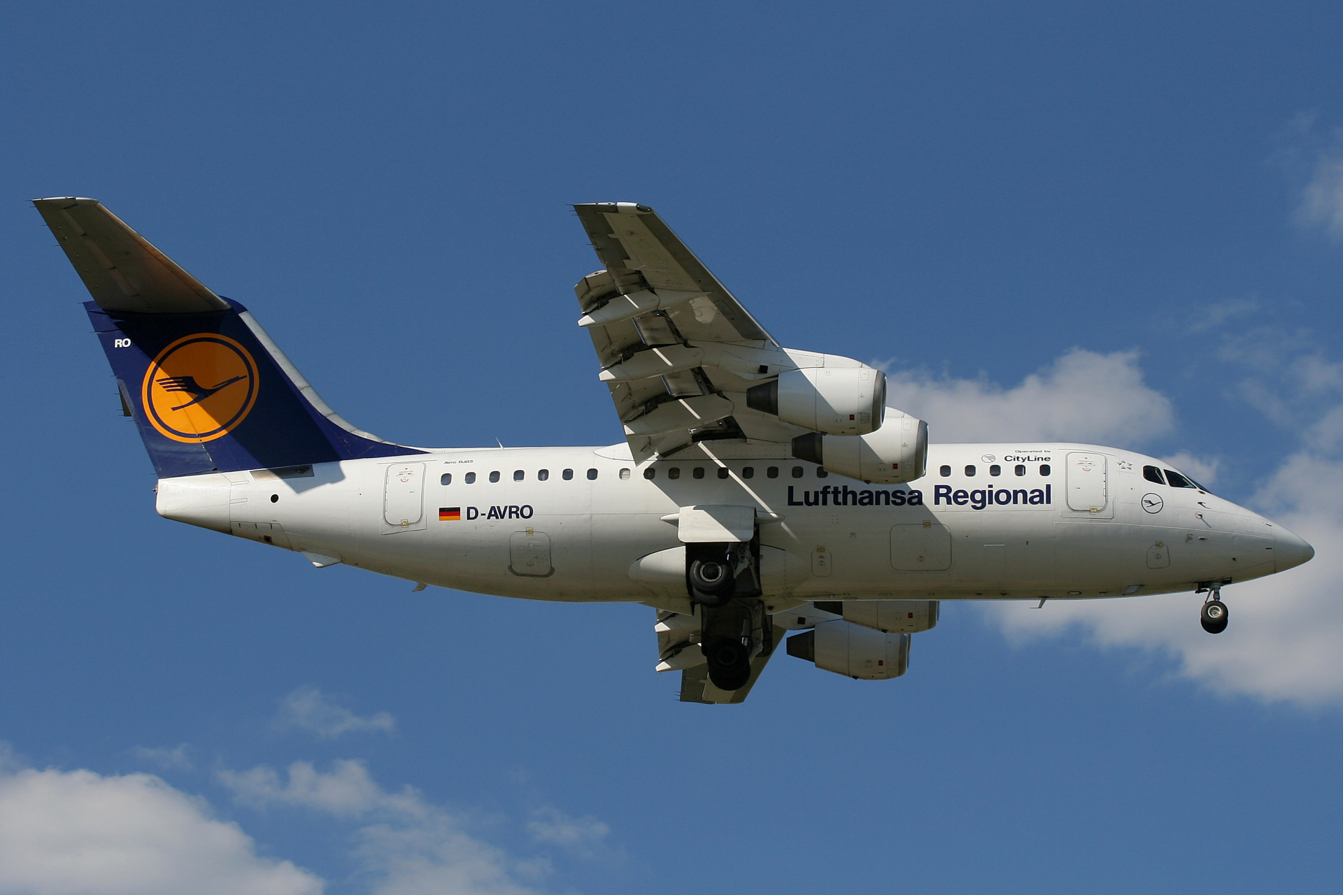D-AVRO (CityLine) (Samoloty » Spotting na EPWA » BAe 146 i pochodne wersje » Avro RJ85 » Lufthansa Regional)