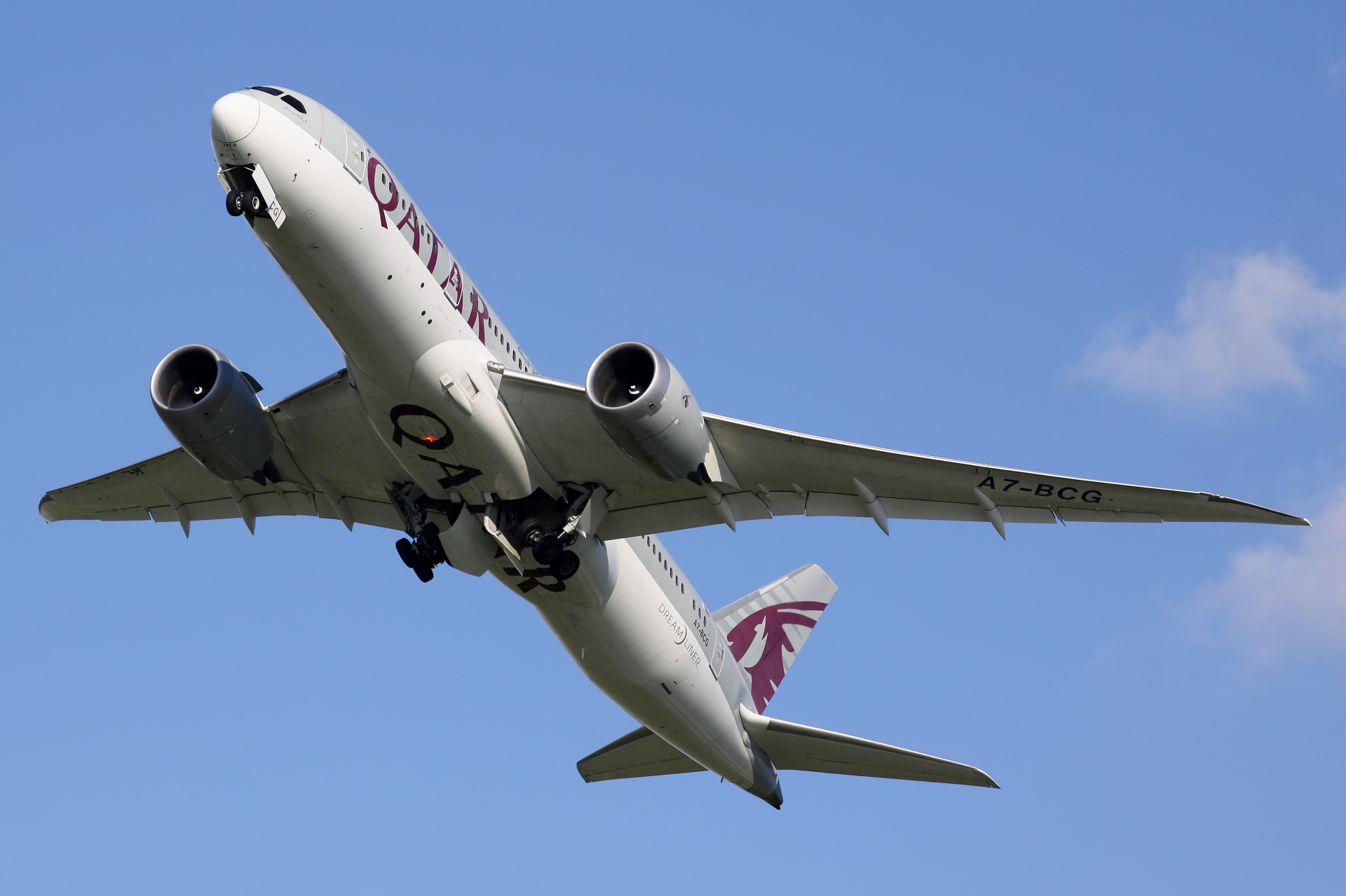 A7-BCG (Aircraft » EPWA Spotting » Boeing 787-8 Dreamliner » Qatar Airways)
