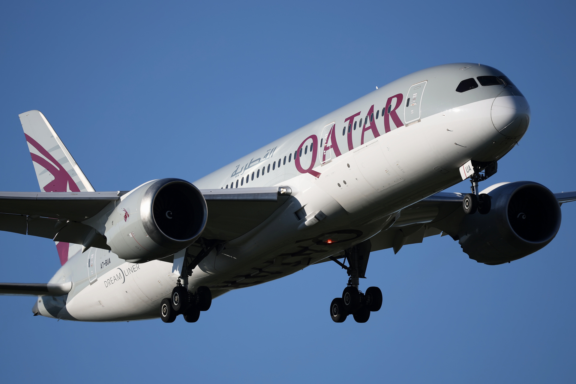 A7-BUA (Aircraft » EPWA Spotting » Boeing 787-8 Dreamliner » Qatar Airways)