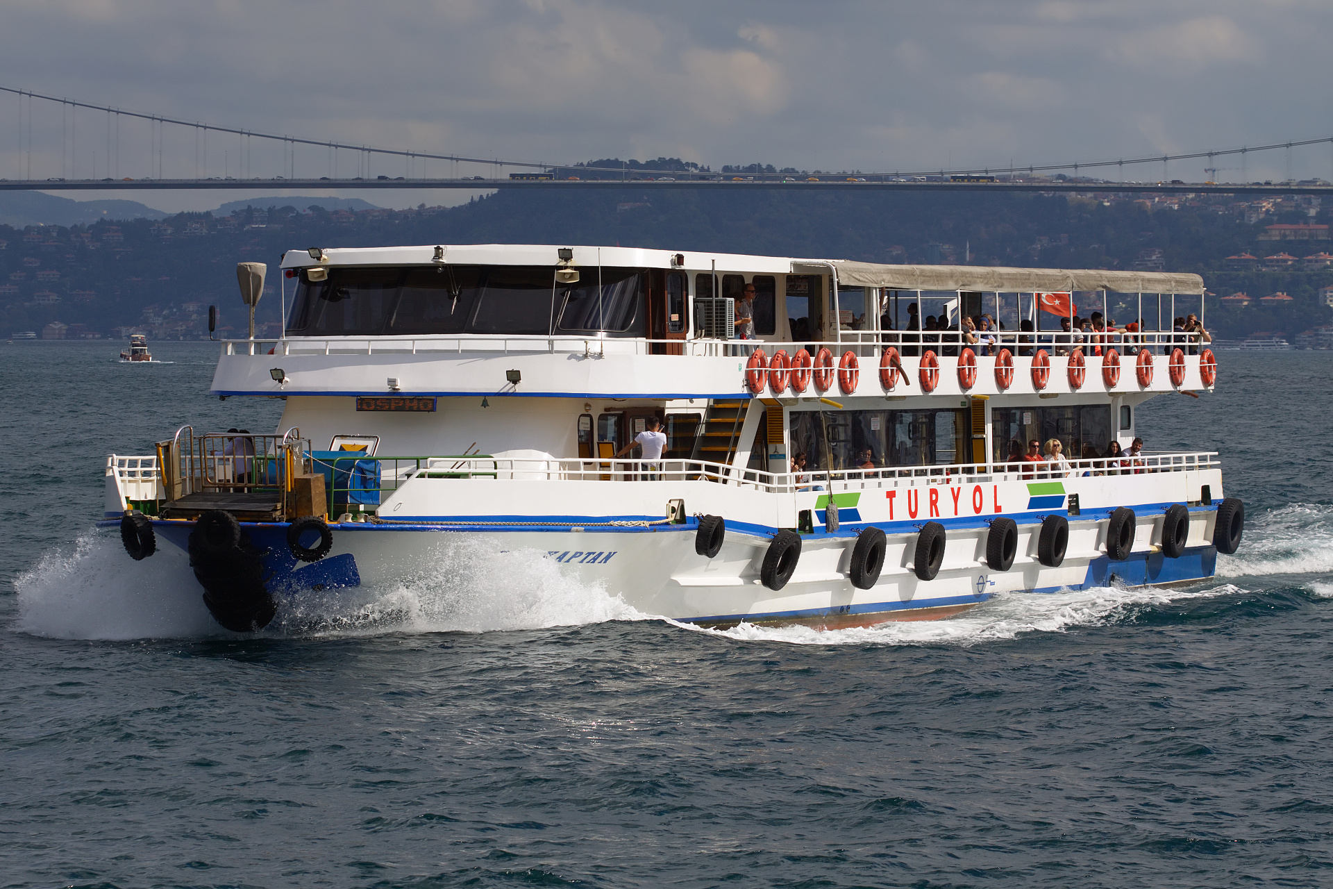 Varan Kaptan (Travels » Istanbul » Bosphorus » Ships and boats)