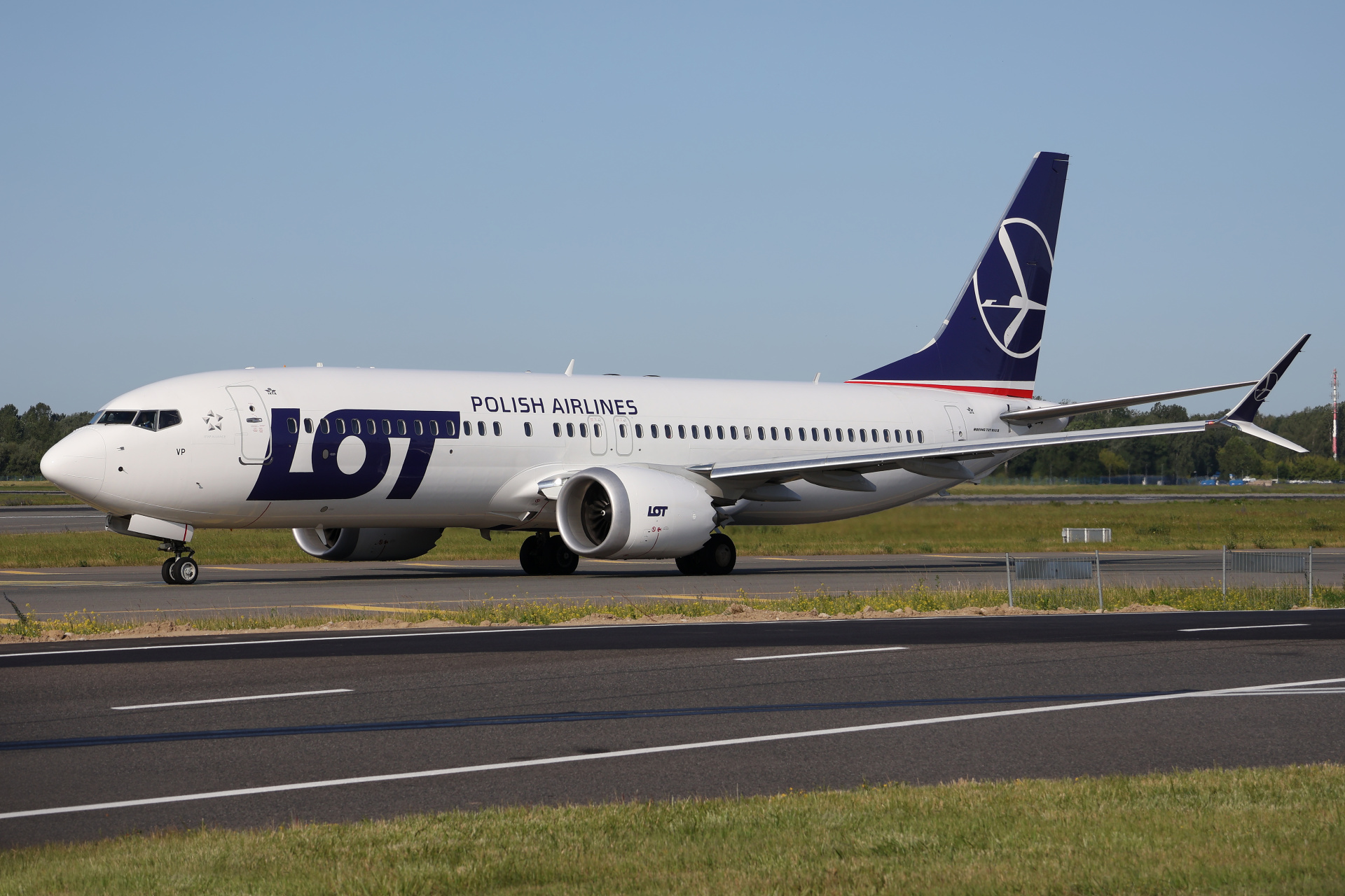SP-LVP (Aircraft » EPWA Spotting » Boeing 737-8 MAX » LOT Polish Airlines)