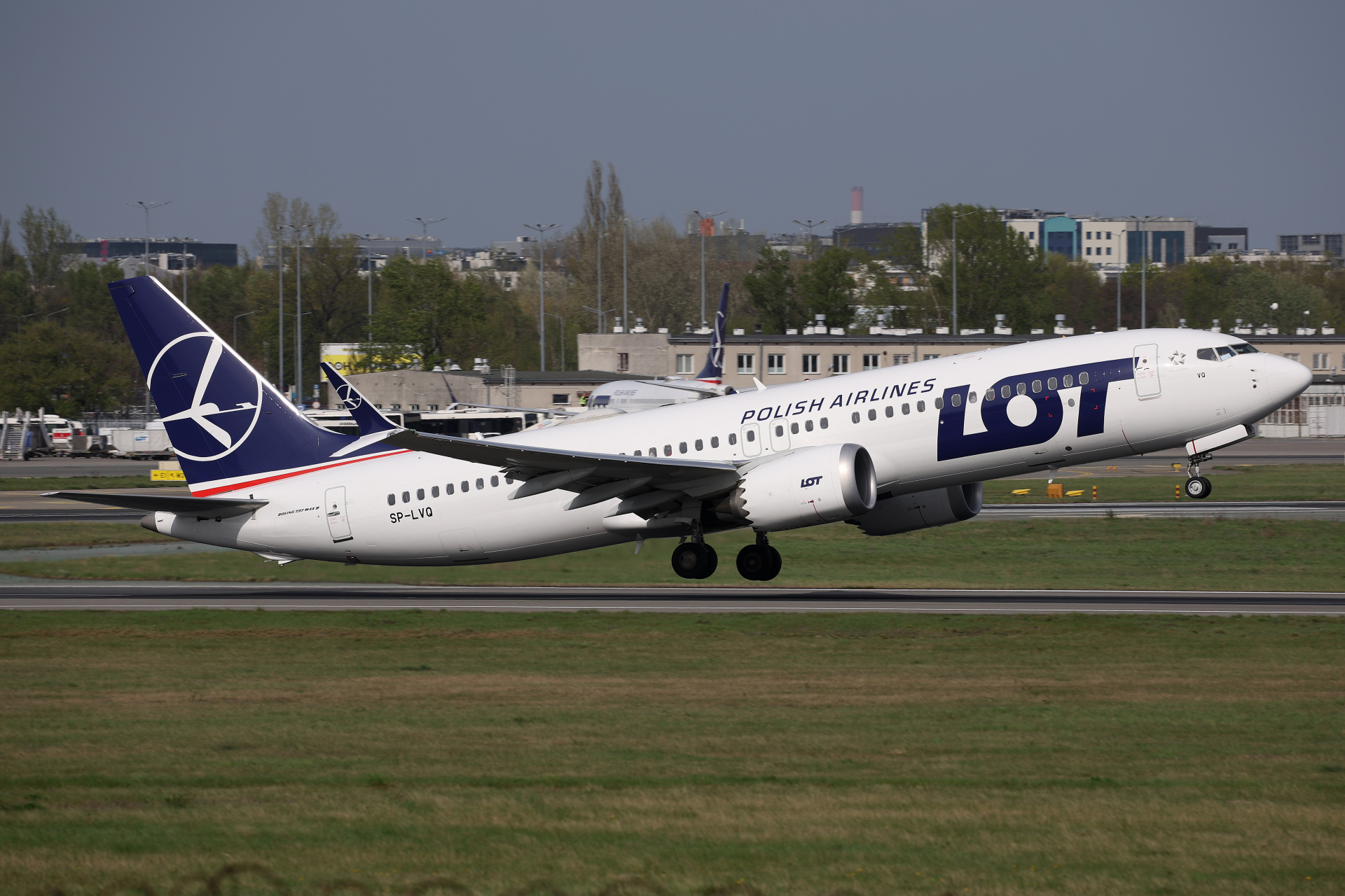 SP-LVQ (Aircraft » EPWA Spotting » Boeing 737-8 MAX » LOT Polish Airlines)