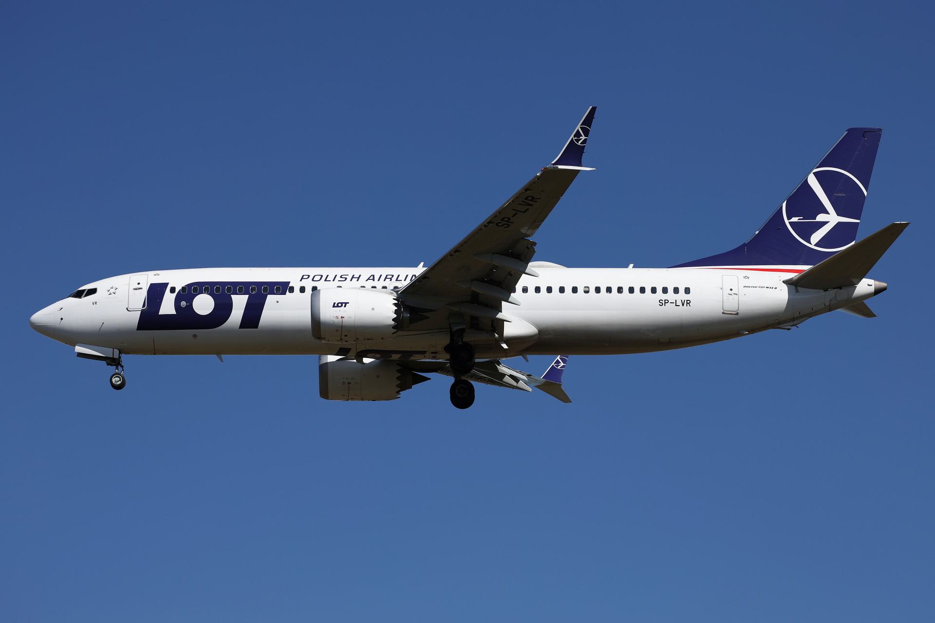 SP-LVR (Aircraft » EPWA Spotting » Boeing 737-8 MAX » LOT Polish Airlines)