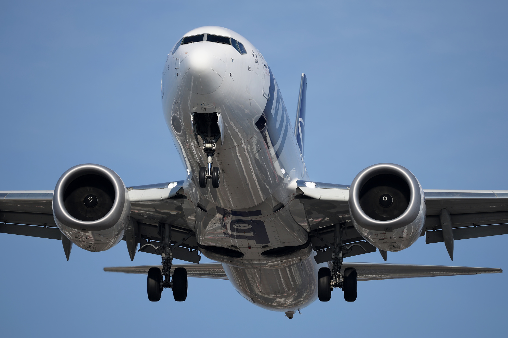 SP-LVS (Aircraft » EPWA Spotting » Boeing 737-8 MAX » LOT Polish Airlines)