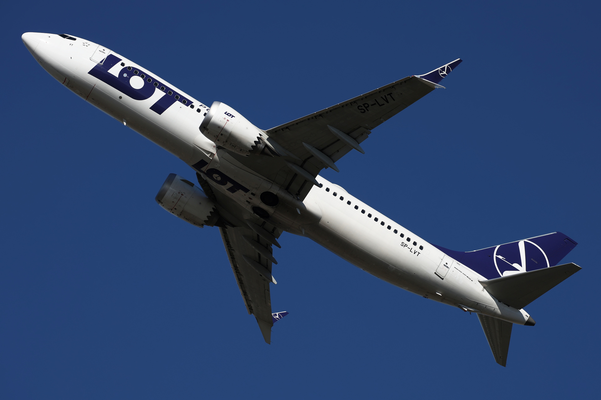 SP-LVT (Aircraft » EPWA Spotting » Boeing 737-8 MAX » LOT Polish Airlines)