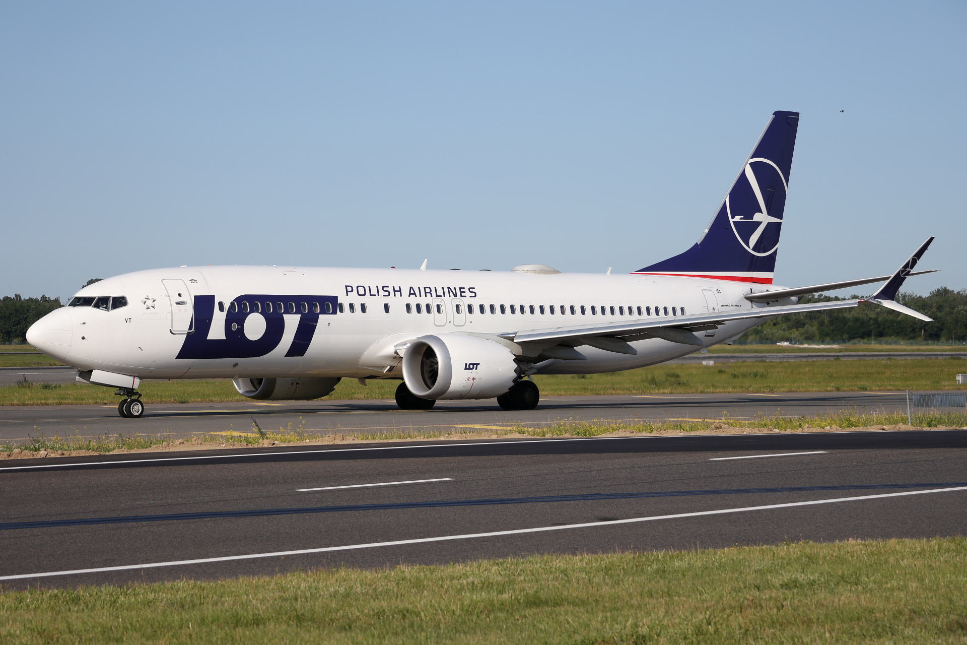 SP-LVT (Aircraft » EPWA Spotting » Boeing 737-8 MAX » LOT Polish Airlines)