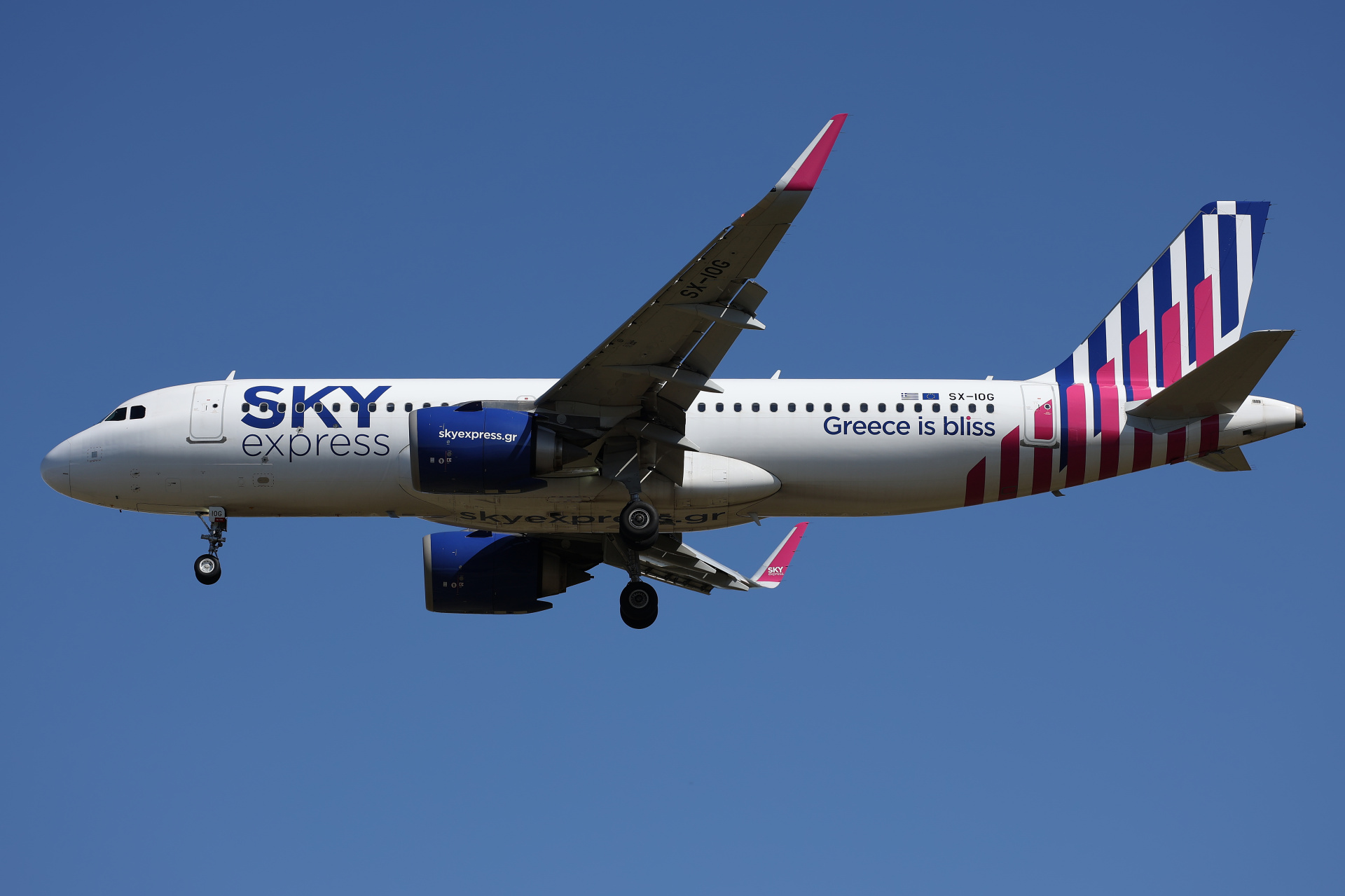 SX-IOG (Aircraft » EPWA Spotting » Airbus A320neo » SKY Express)