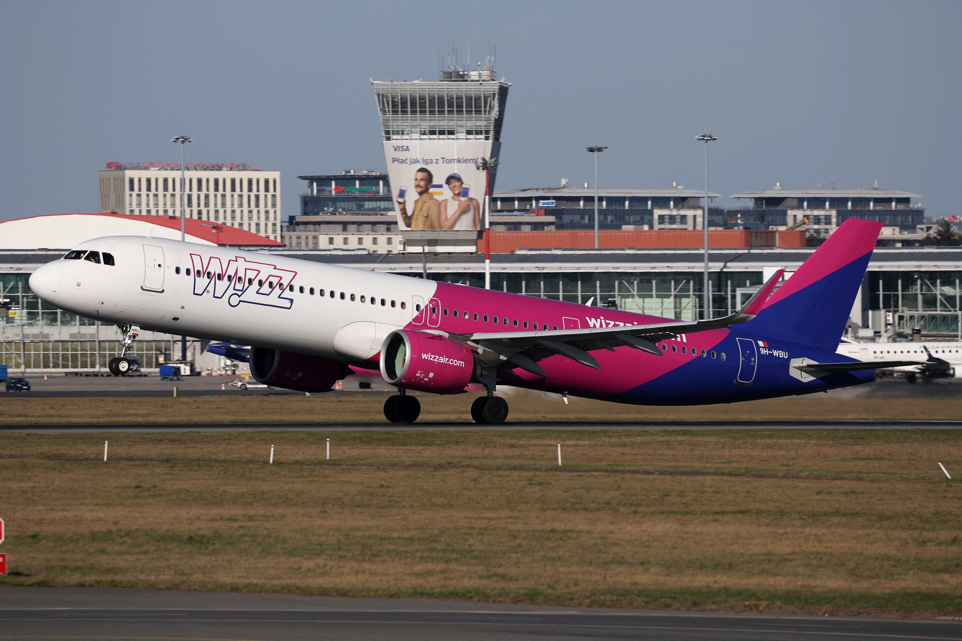 9H-WBU, Wizz Air Malta (Aircraft » EPWA Spotting » Airbus A321neo » Wizz Air)