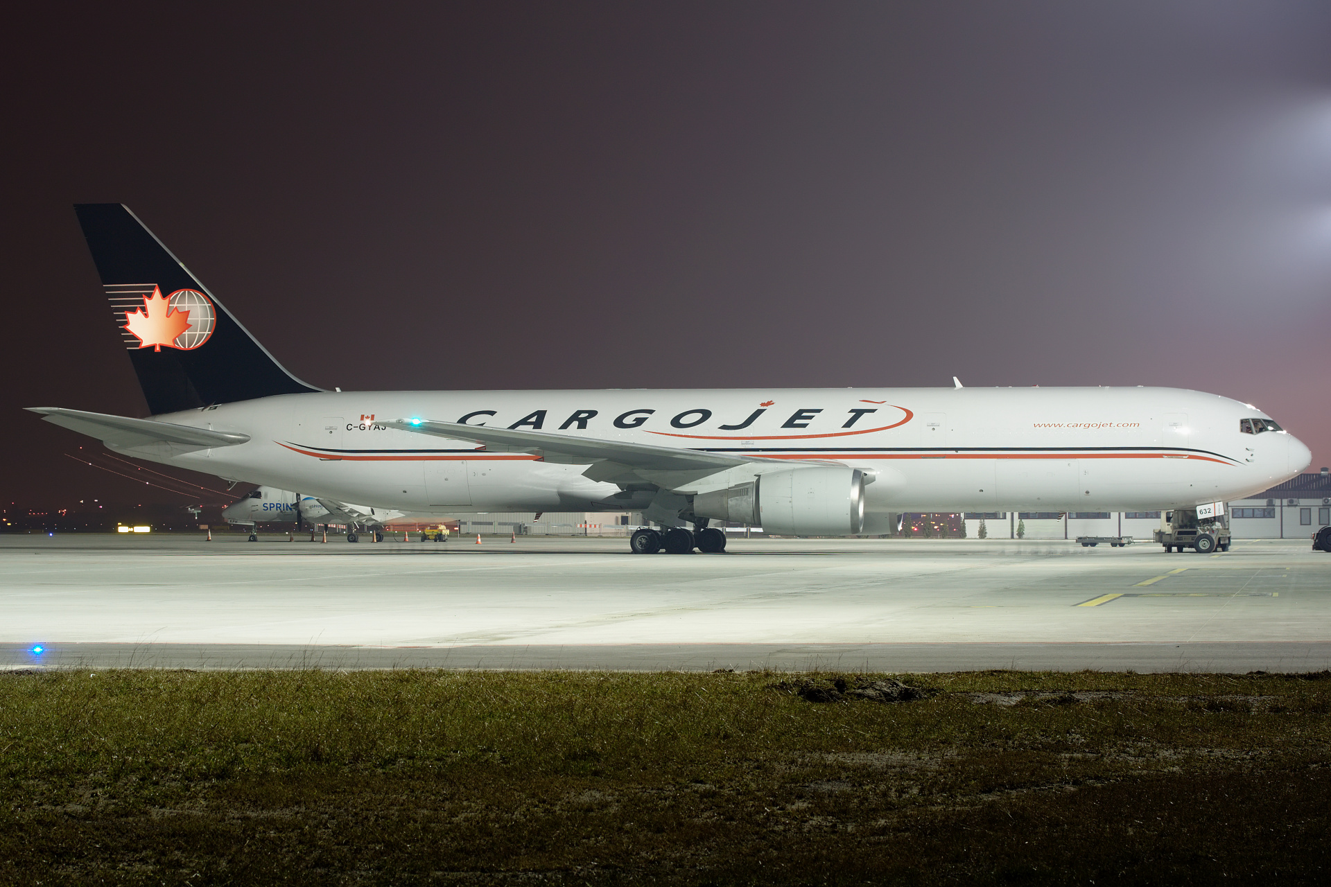 BCF, C-GYAJ (Samoloty » Spotting na EPWA » Boeing 767-300F » Cargojet Airways)