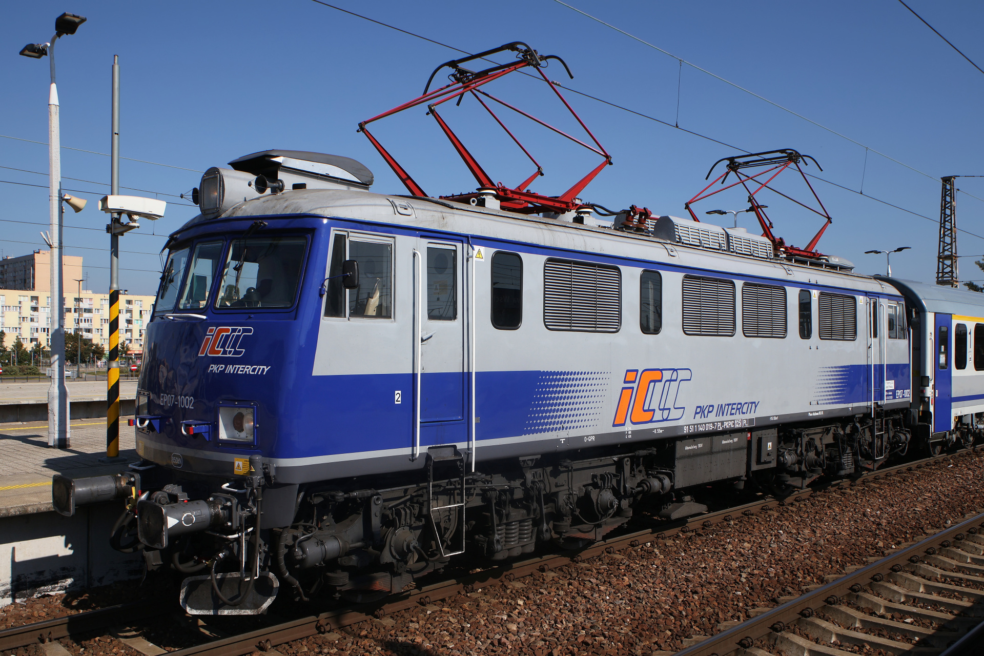 EP07-1002 (Vehicles » Trains and Locomotives » Pafawag 4E » PKP Intercity)