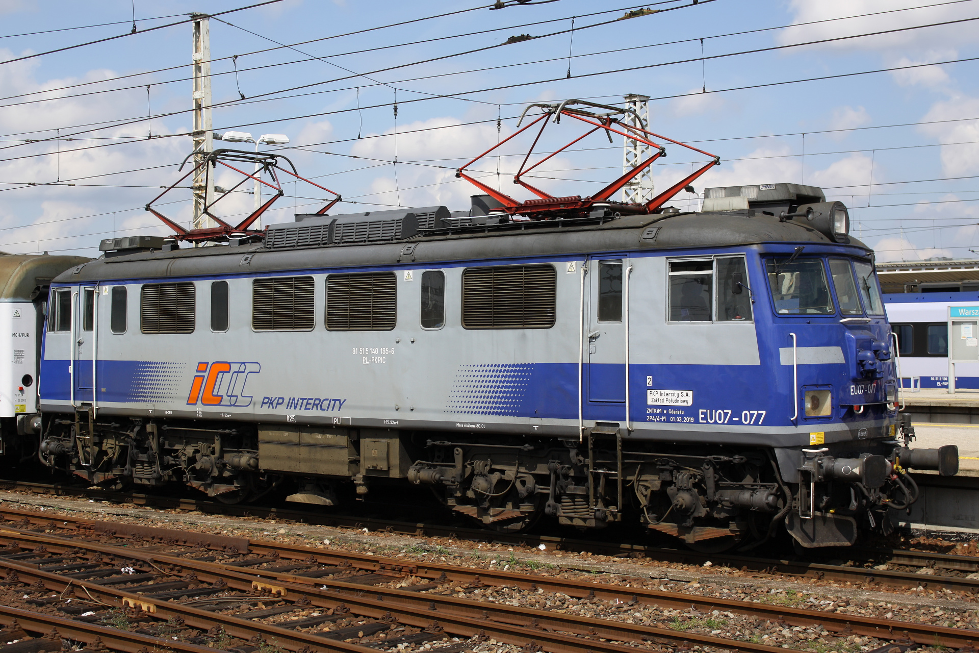 EU07-077, PKP Intercity (current PKP Intercity livery) (Vehicles » Trains and Locomotives » Pafawag 4E » PKP Intercity)
