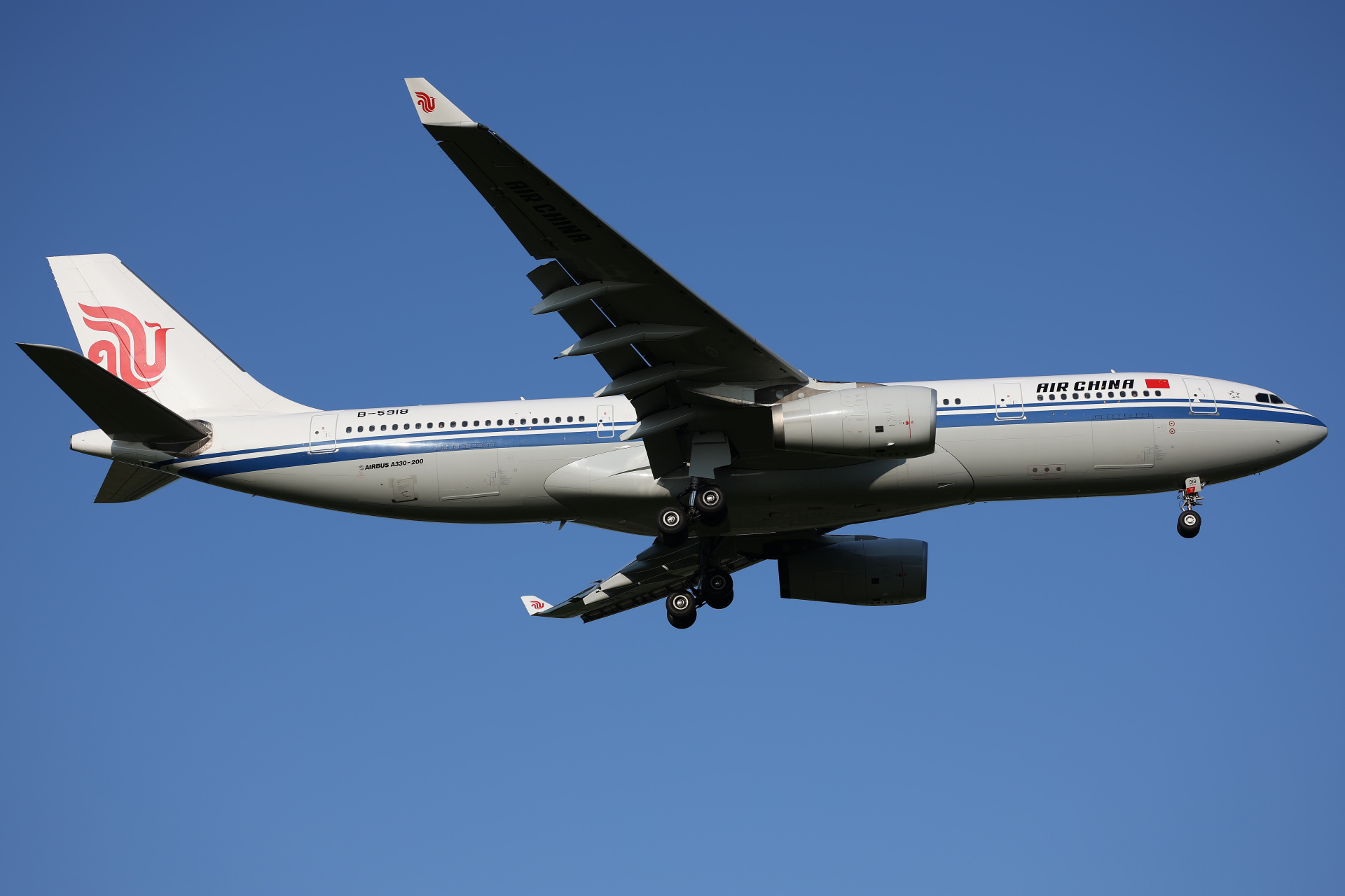 B-5918 (Aircraft » EPWA Spotting » Airbus A330-200 » Air China)