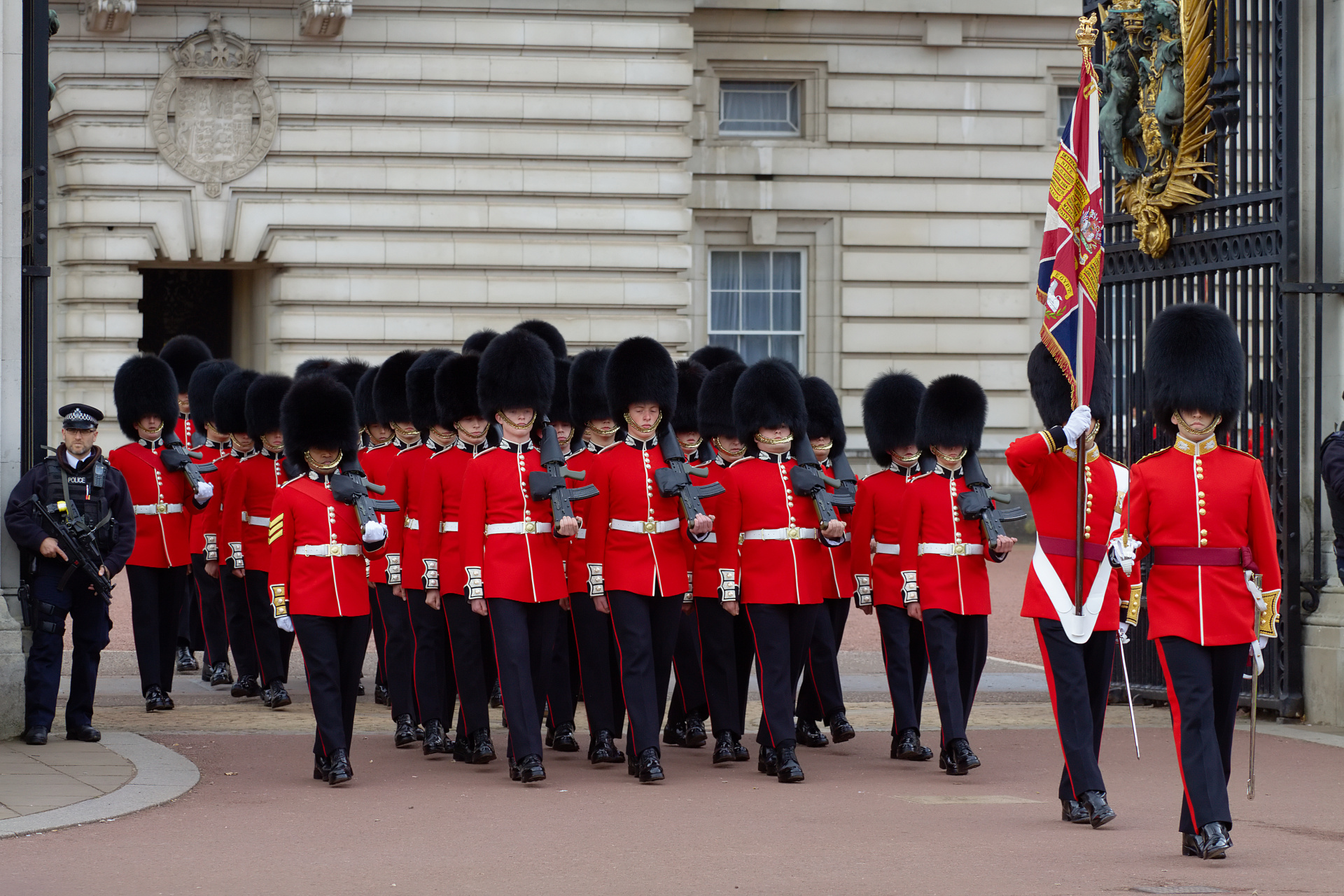 IMG_5104 (Travels » London » Changing the Guard at Buckingham Palace)