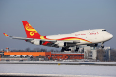 BDSF, B-2432 (Aviation » EPWA Spotting » Boeing 747-400F » Suparna Airlines)