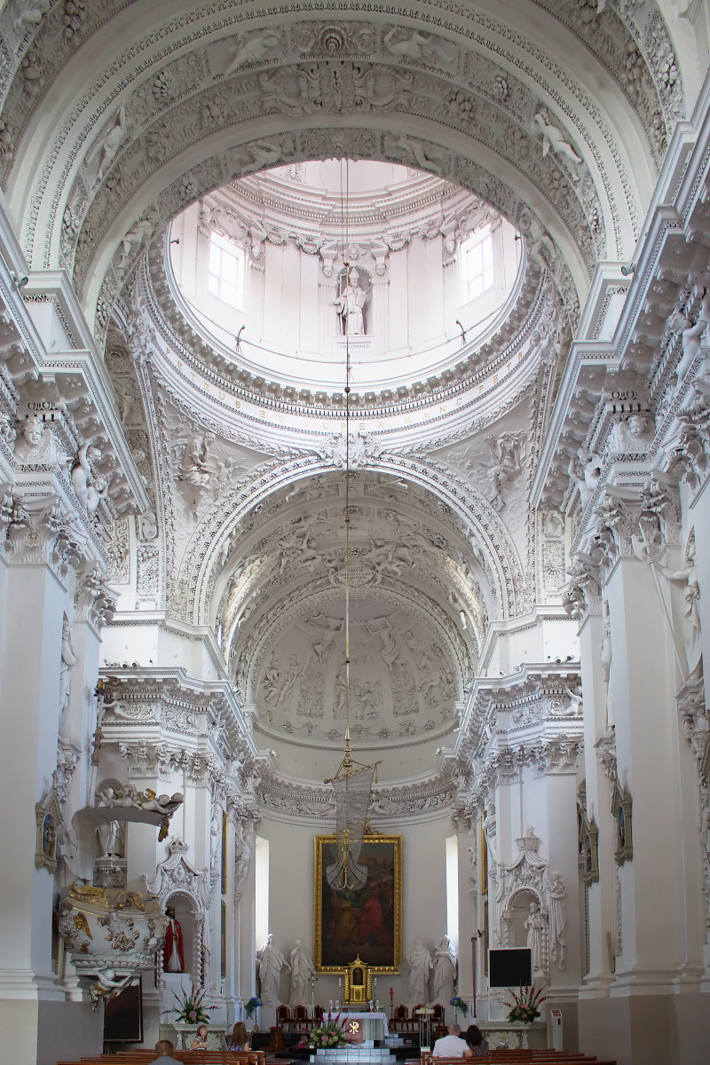 Wnętrze Kościoła św. Piotra i Pawła