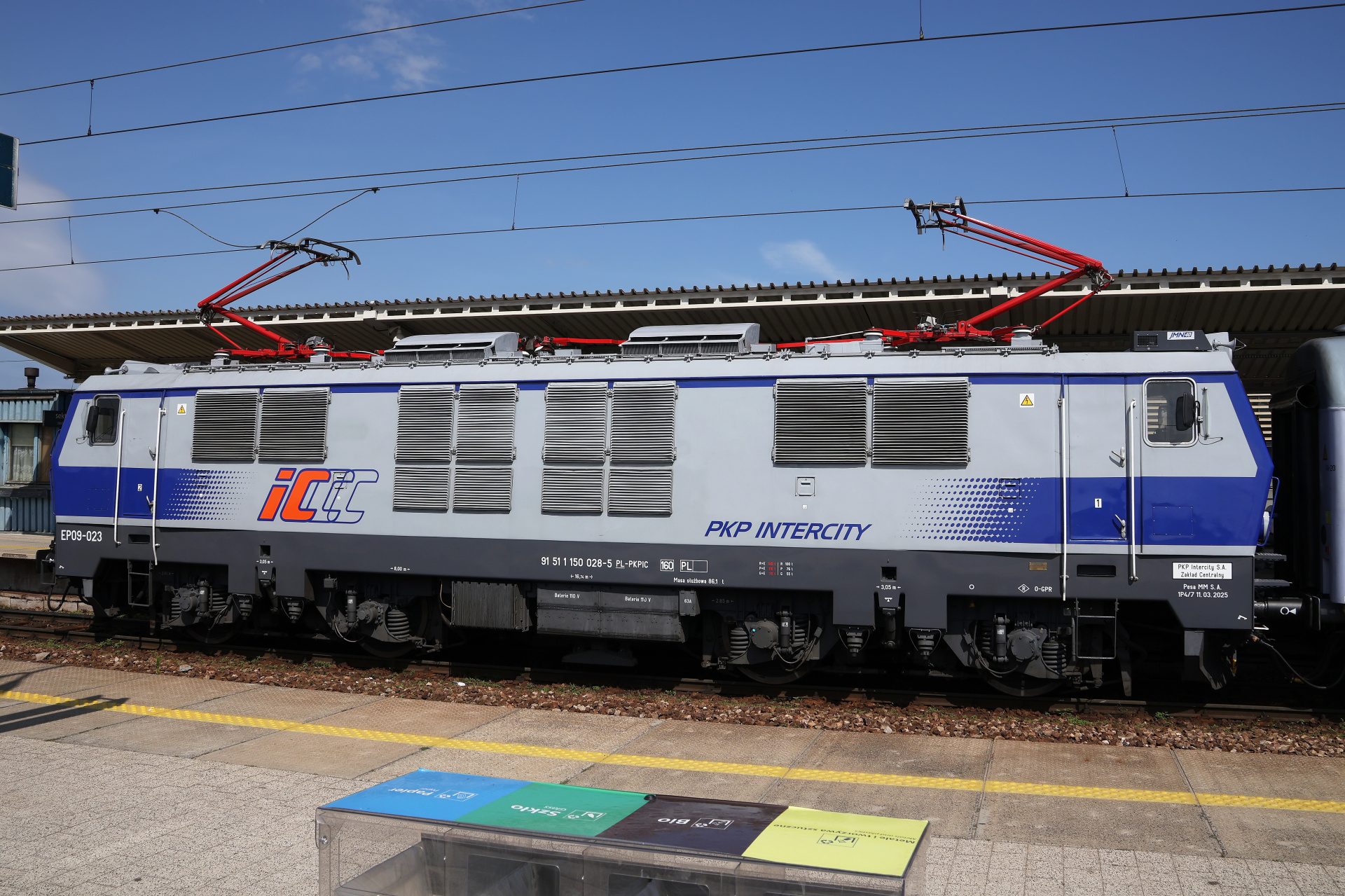 104Ec, EP09-023 (Vehicles » Trains and Locomotives » Pafawag 104E, PKP Intercity)